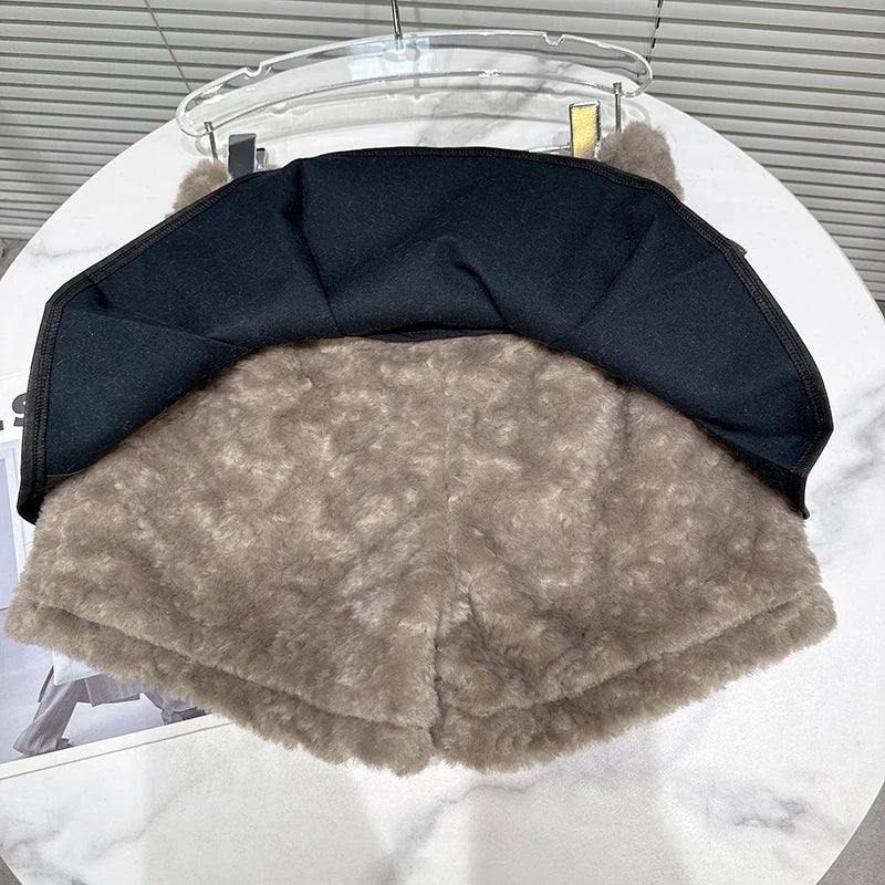 Winter New Fashion Metal Belt Suede Hem Fleece Fluffy Shorts Skirt For Women Versatile Sweet Mini Skirts 11A07958