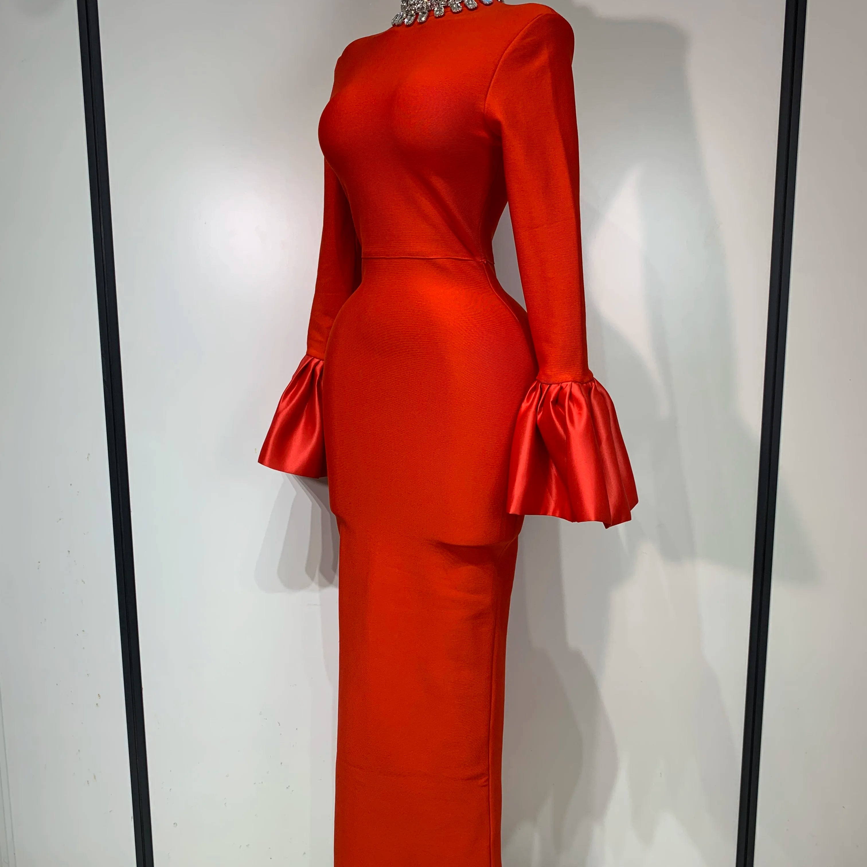 Sparkly Diamonds Neck Flare Sleeve Red Long Bandage Dress 2025 Elegant Woman Evening Party Dress Cocktail Party Club Outfit