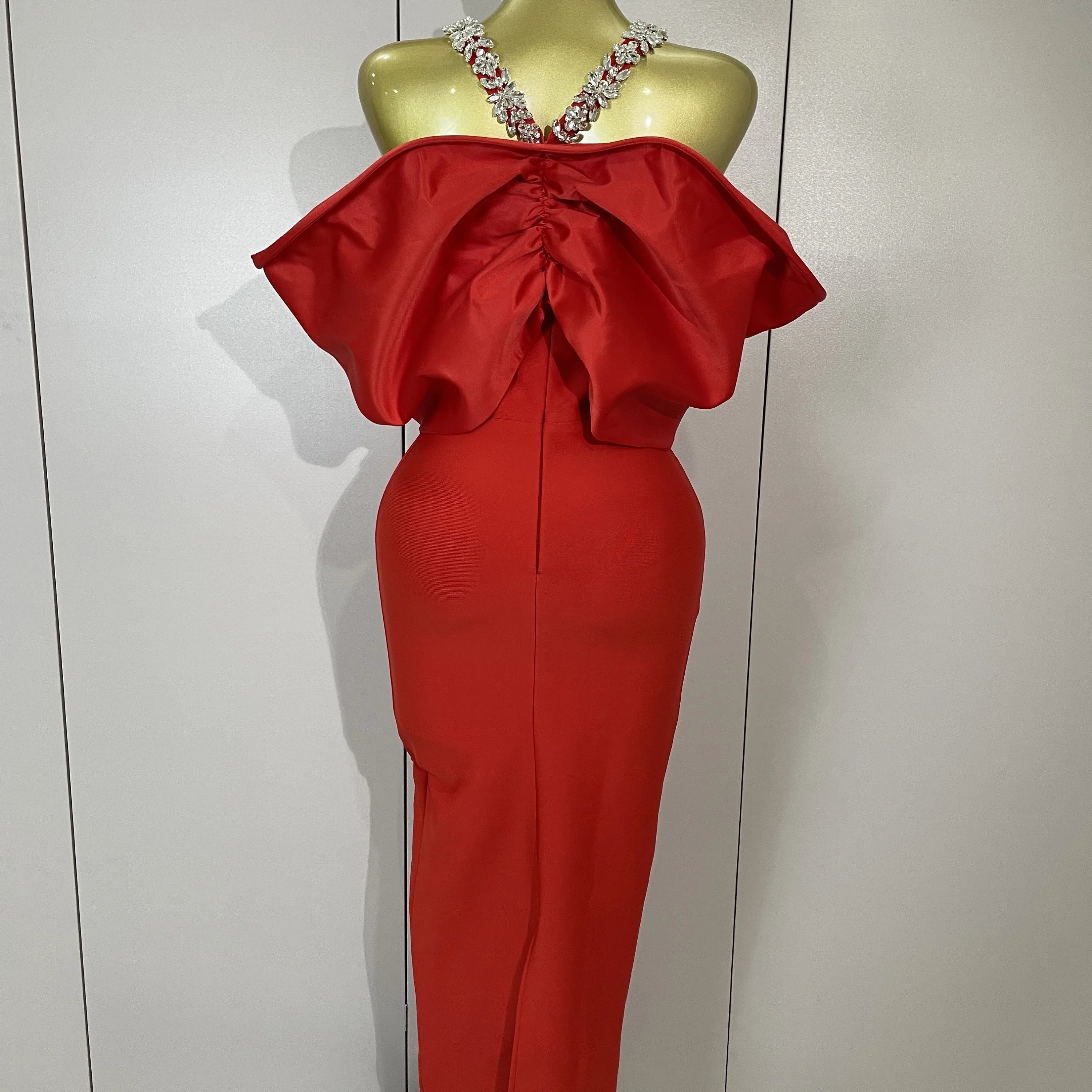 Luxury Rhinestone Chain Red Off Shoulder Vintage Butterfly Chic Bodycon Long Dress 2025 Elegant Evening Party Birtyday Clothing