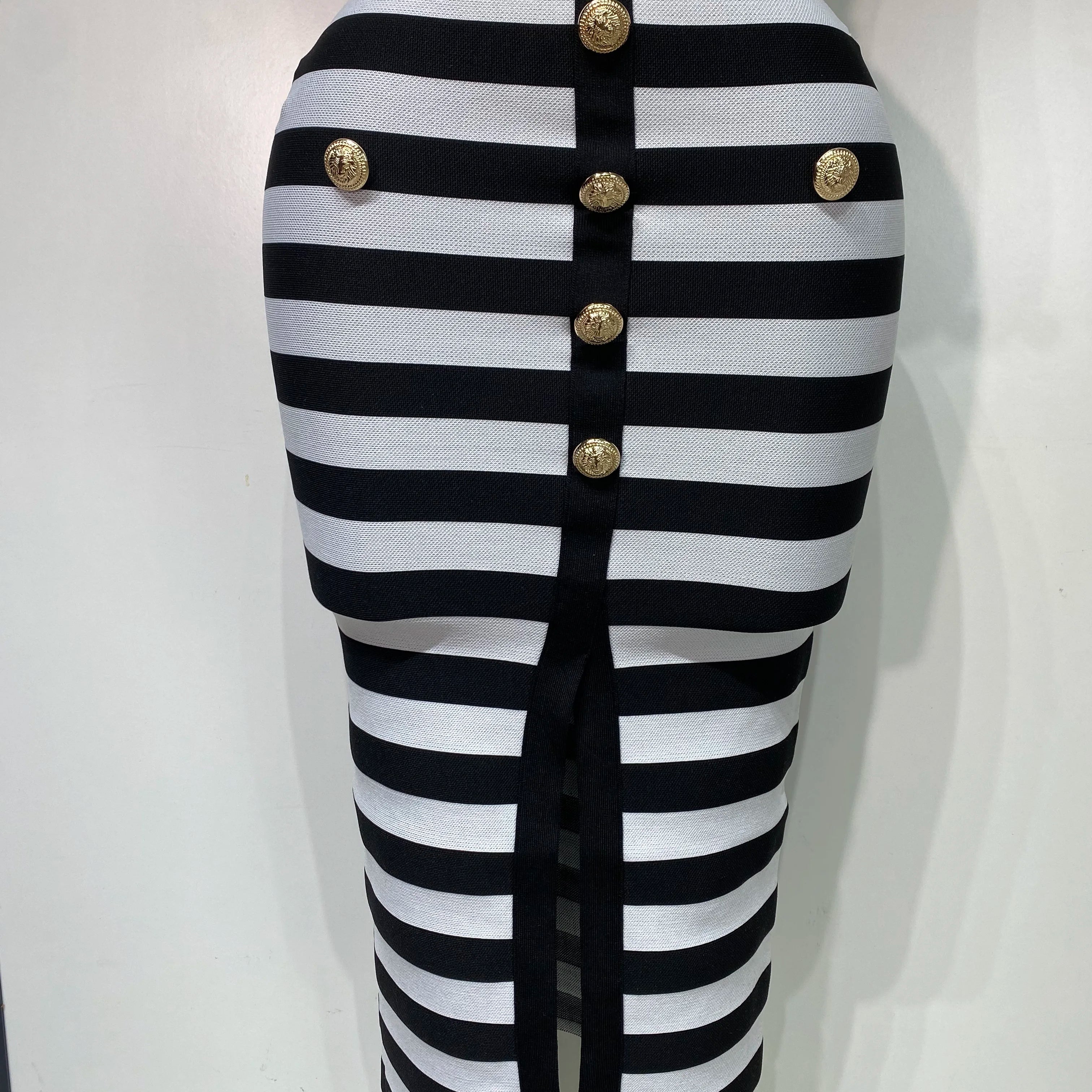 Women Sexy Off Shoulder Striped Button Two Piece Mini Bandage Set 2025 Celebrity Designer Evening Party Luxury Birthday Outfit