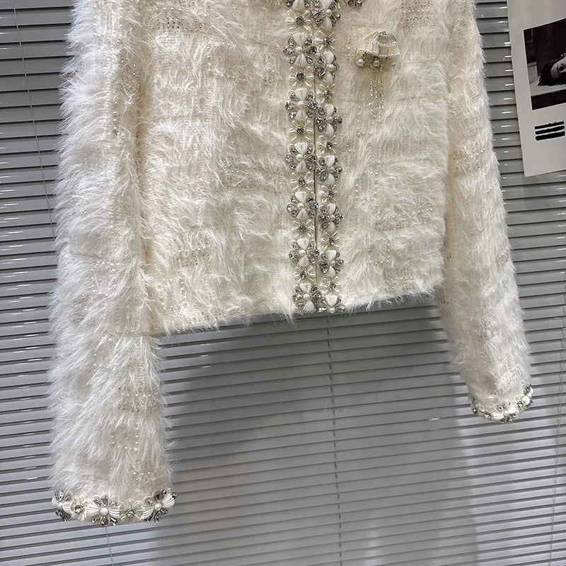 Winter New Fashion Rhinestone Pearl Edge Heavy Industry Cotton Lined Short Coat For Women Elegant Jacket 11A07832