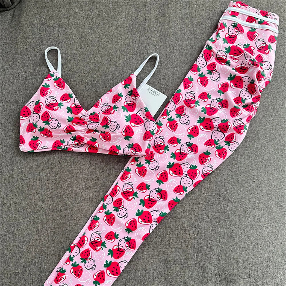 Nylon Women Yoga Set 2PCS Gym Scrunch Workout Pant Female Push Up Bra High Waist Leggings Fitness Sport Wear Active Suits strawberry