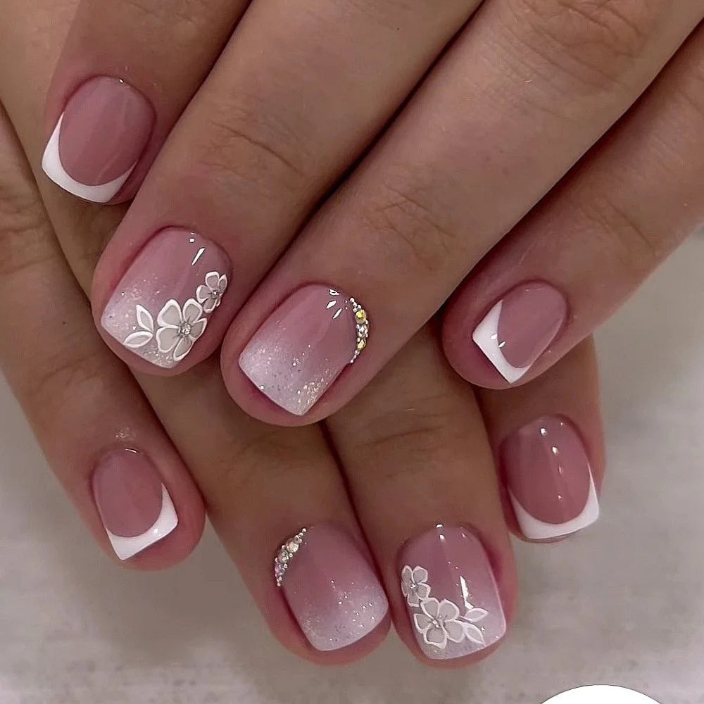 24Pcs Gradient White Fake Nails with Flower Design Simple French False Nails Short Square Head Wearable Press on Nails Tips 640