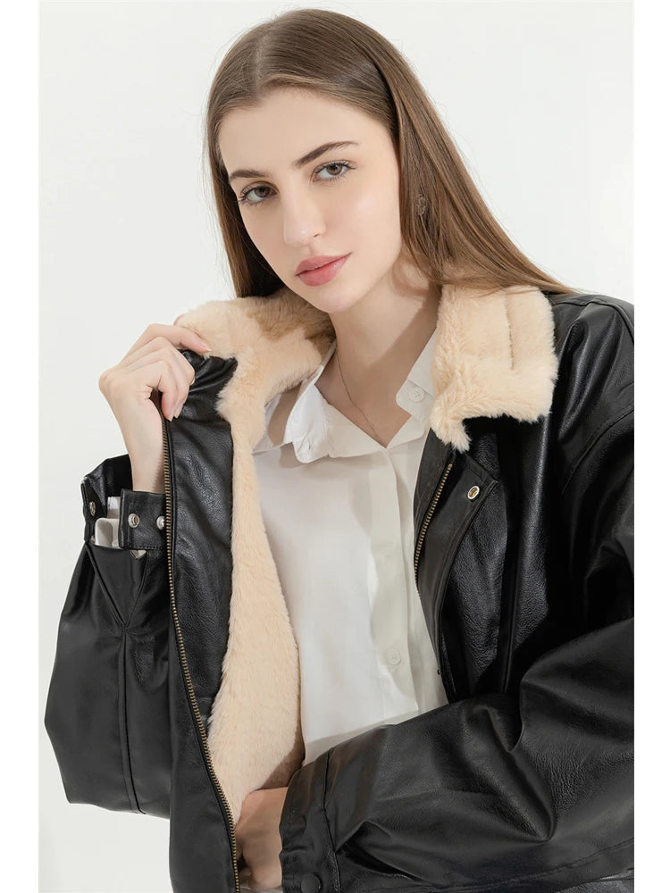 Winter Women's Fur Leather Jacket Long Sleeved Loose Warm Lamb Wool Vintage Thickened Locomotive Lapel Female PU Motorcycle Coat