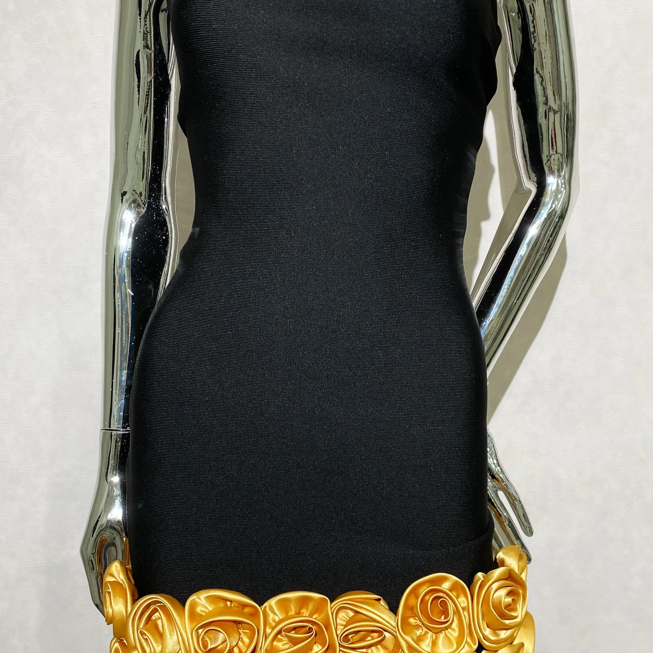 2025 New Golden Flowers Strapless Black Bandage Mini Dress Graceful Woman Evening Party Dress Celebrity Birthday Outfit