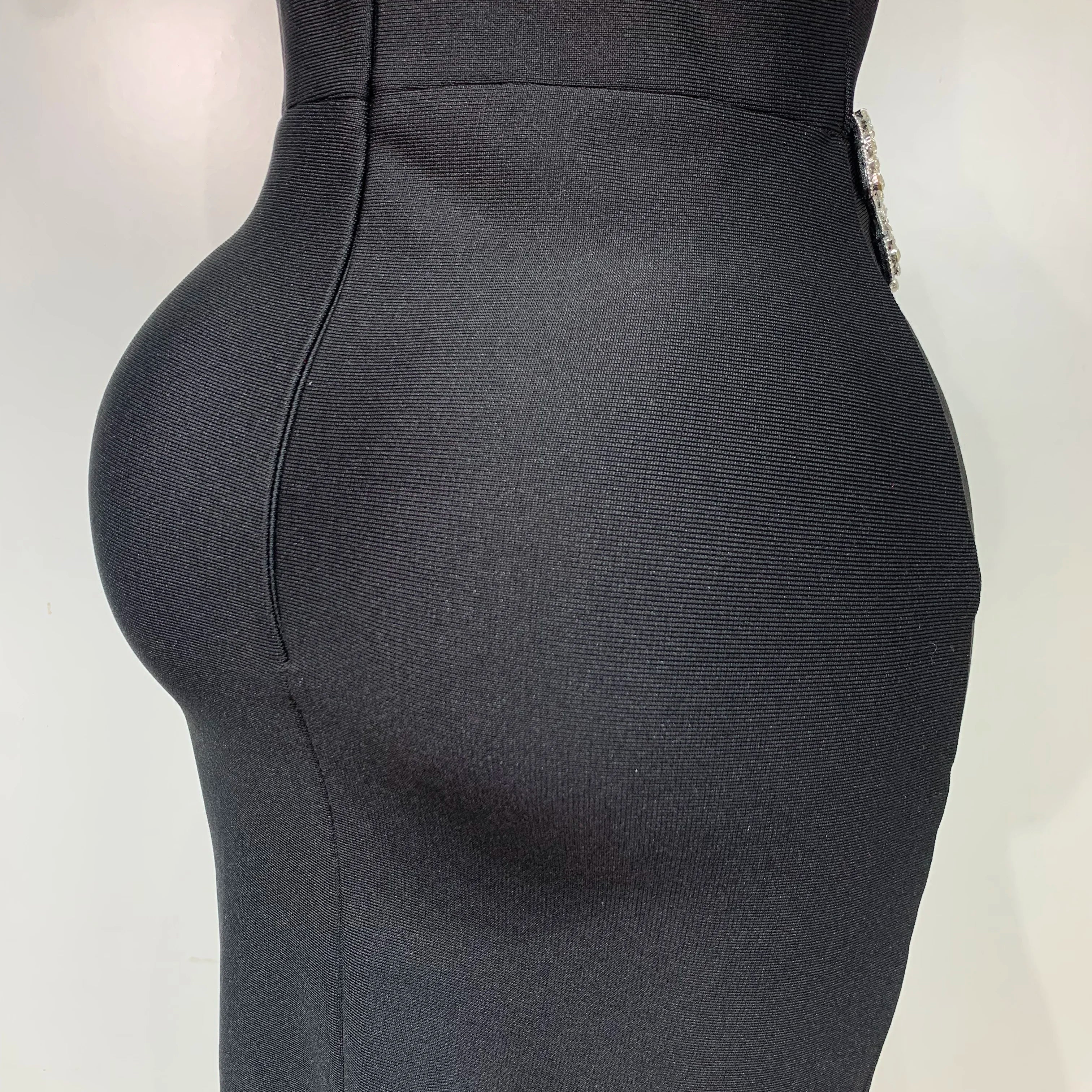Women Sexy Shining Beading White Maxi Long Bodycon Bandage Dresses Celebrity Birthday Evening Party Elegant Knitted Clothing