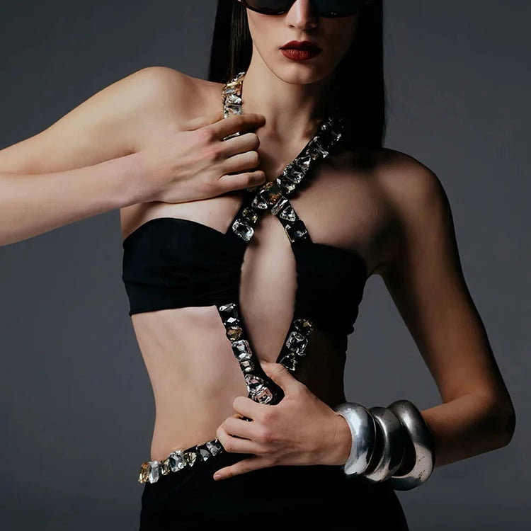 Sexy Halter Gold Chains Hollow Out Long Dress Black Sleeveless Backless Shiny Diamonds Bodycon Dresses Evening Party Gowns