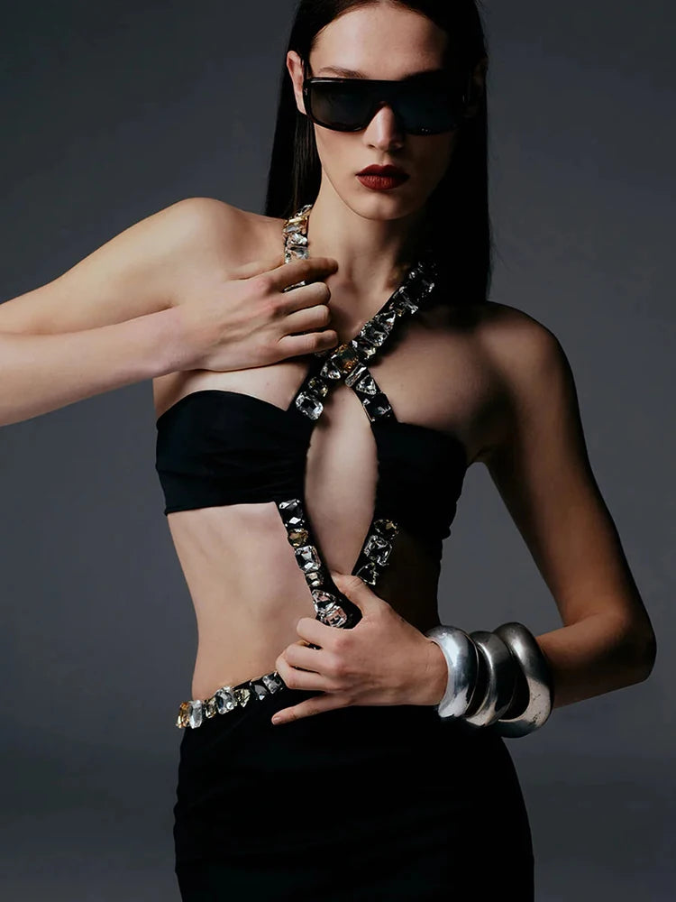 Sexy Halter Gold Chains Hollow Out Long Dress Black Sleeveless Backless Shiny Diamonds Bodycon Dresses Evening Party Gowns