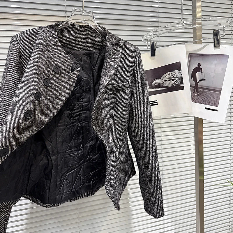 Winter New High-End Diagonal Button Woolen Cotton-Padded Short Coat For Women Black A-line Skirt Female 11A07682