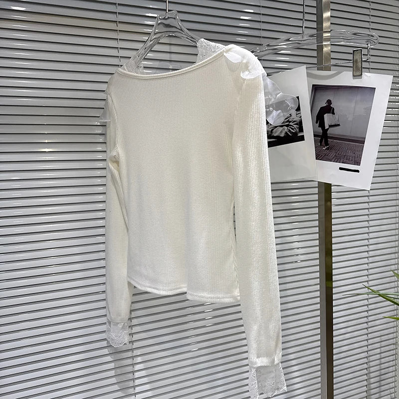 Winter New Elegant Fashion V-neck Lace Patchwork Chiffon Floral Cotton Knitted T-shirt For Women Slim Fit Top 11A07823