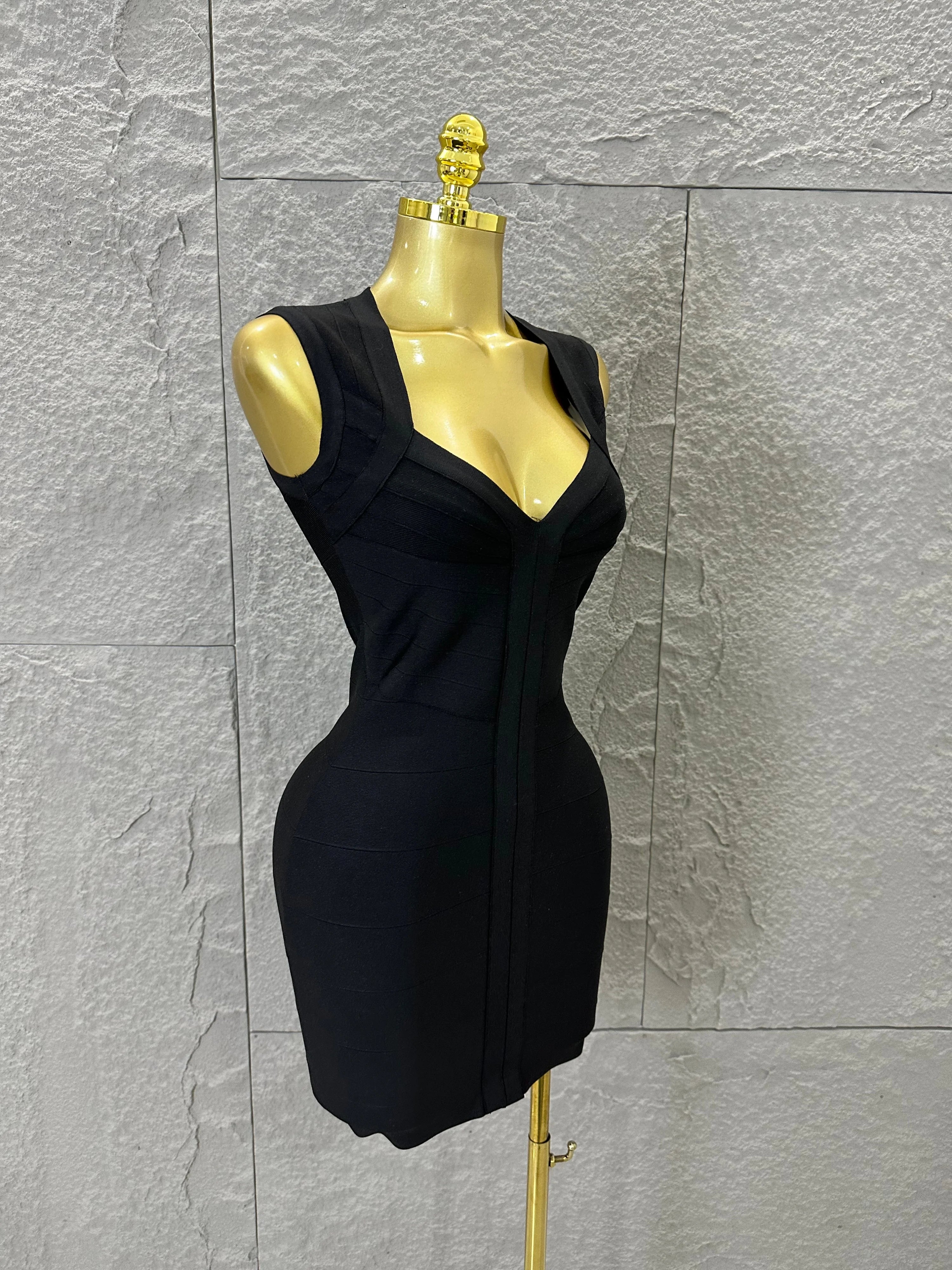 2026 Women Elegant Black Sleeveless Mini Dress Women Sexy Deep V Neck Bandage Form-Fitting Outfit Cocktail Party Costume