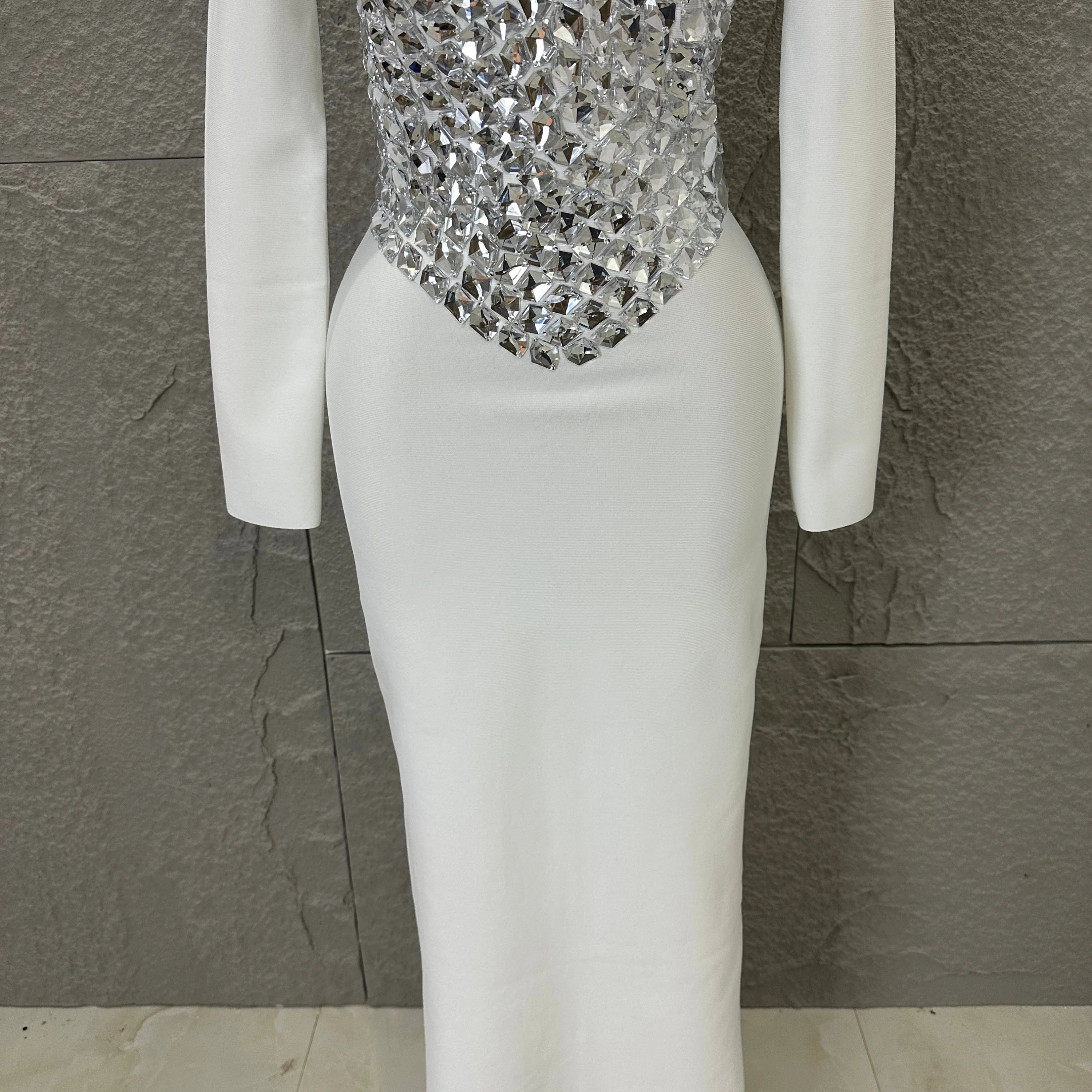 2026 White High Neck Maxi Dress Women Sexy Long Sleeve Full Crystal Waist Embellished Form-Fitting Outfit Cocktail Party Costume