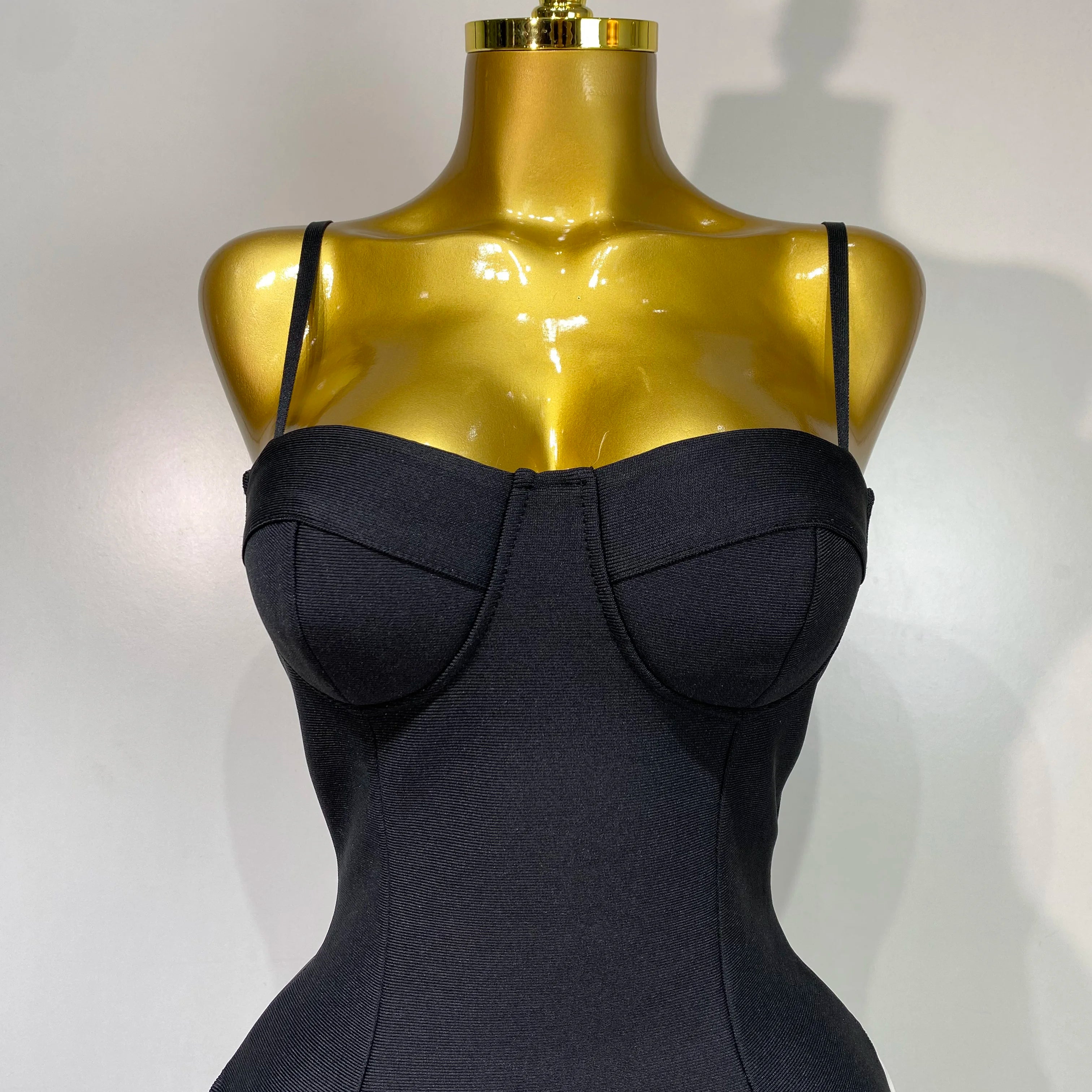 2025 New Women Contrast Color Camisole Long Dress Elegant Sleeveless Backless High Waist Bandage Dress High Street Banquet Gown