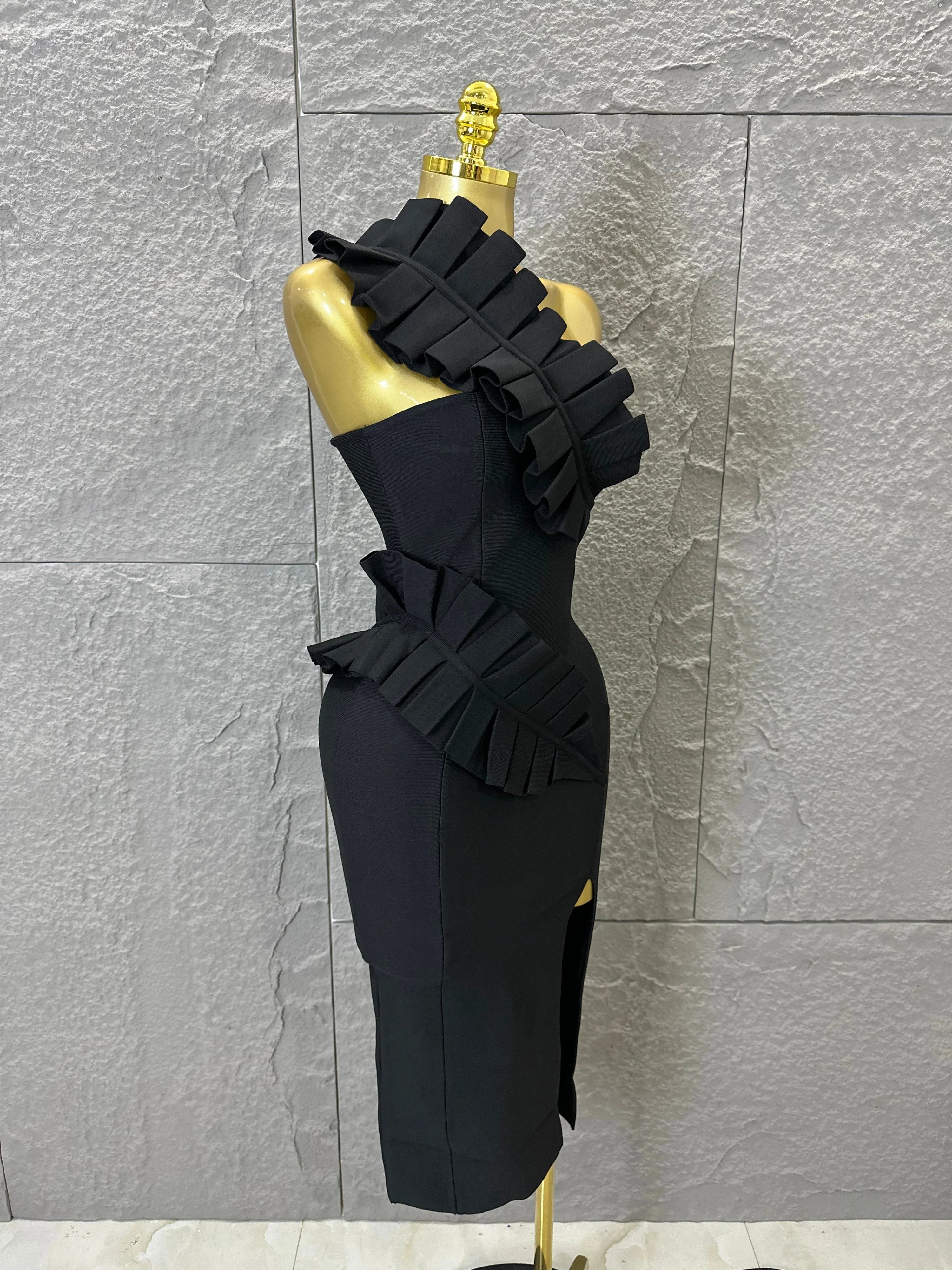 Sexy One-Shoulder Bodycon Midi Dress Women Sexy Ruffle Embellished Waist Cutout High Slit Outfit Evening Gala Party Costume