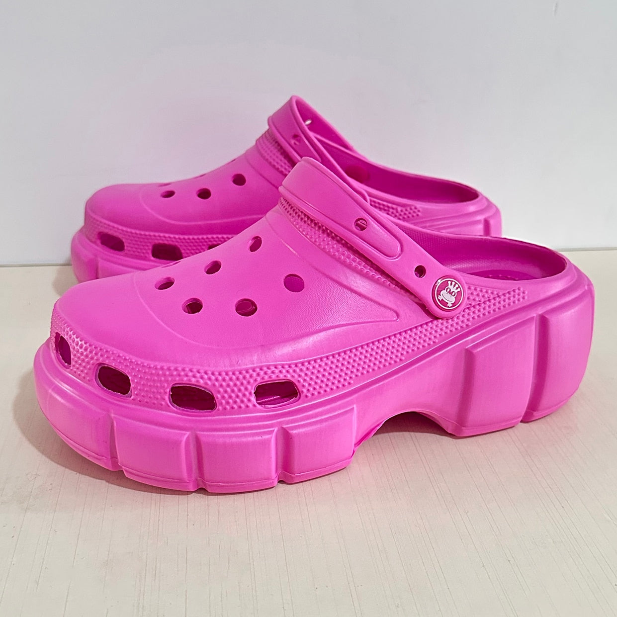 Summer Women Slippers 6cm Platform Sandals Outdoor Clogs Street Beach Slippers Massage Indoor Home Bathroom Slides Flip Flops rose without charms