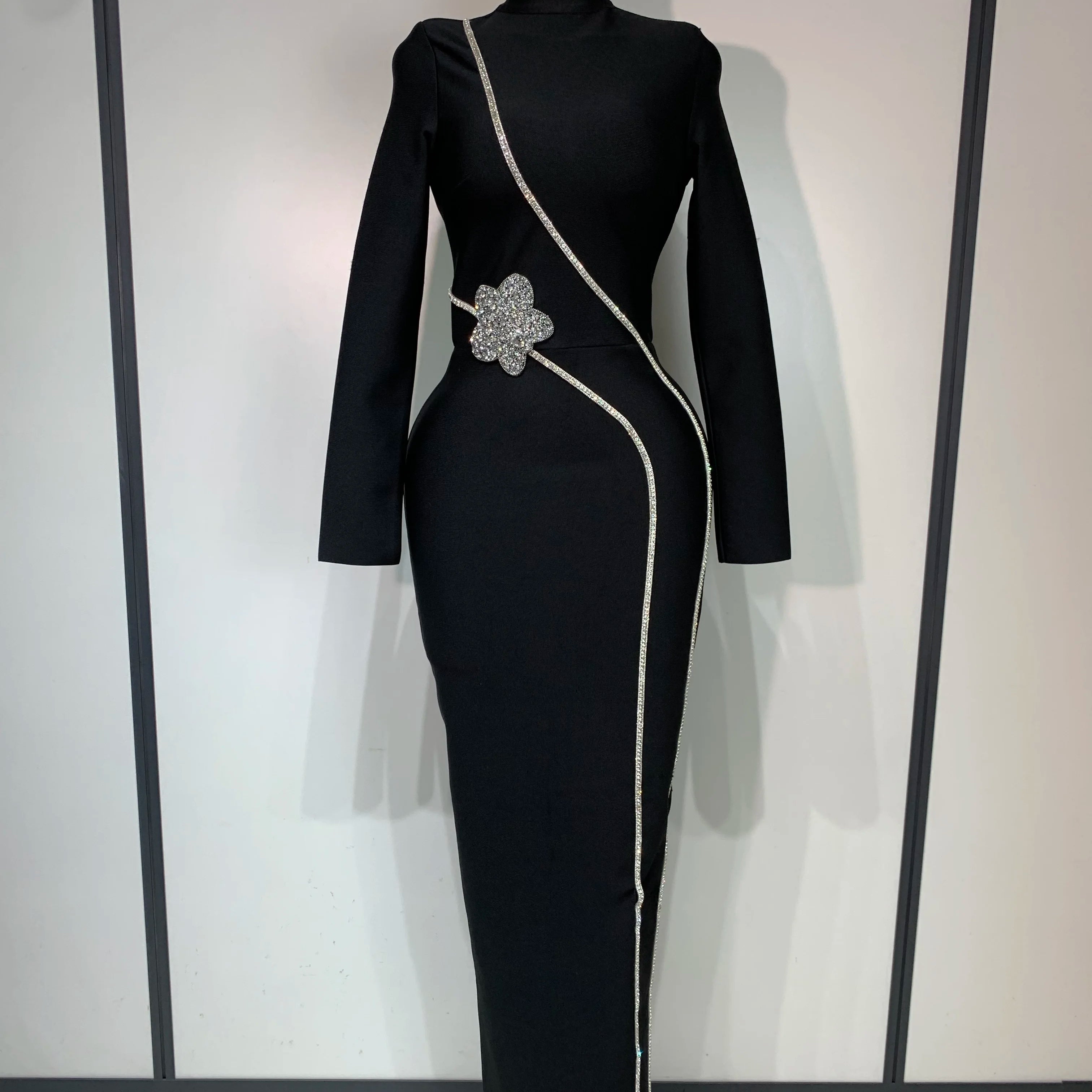 2025 Newest Fashion Designer Party Dress Women's Formal Long Sleeve Diamonds Bodycon Bandage Dress Elegant Luxury Birthday Gown