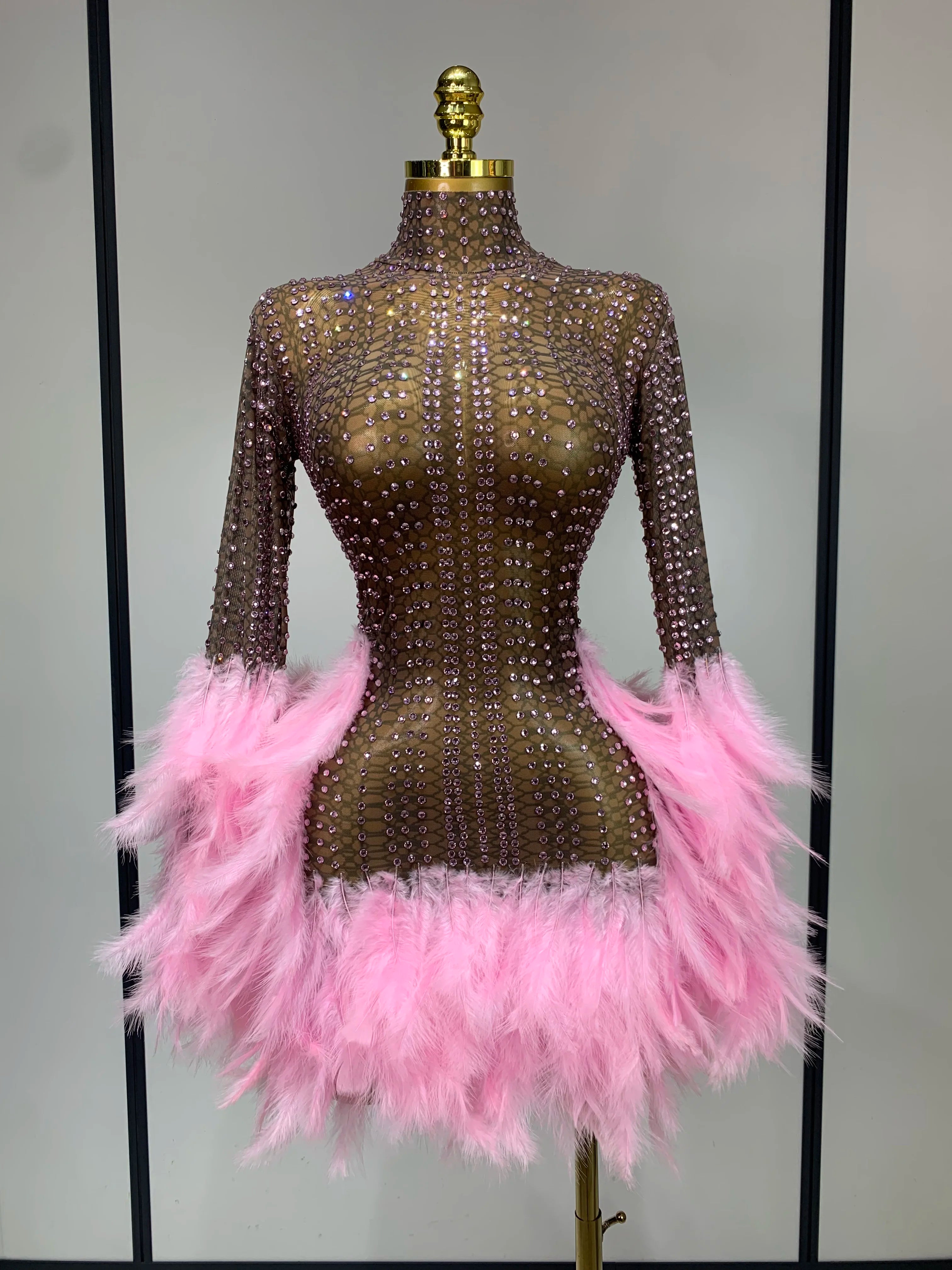 Women Luxury Birthday Dress Rhinestones Mesh Feathers Bodycon Mini Celebrity Evening Club Party Dress Nightclub Stage Outfit Pink