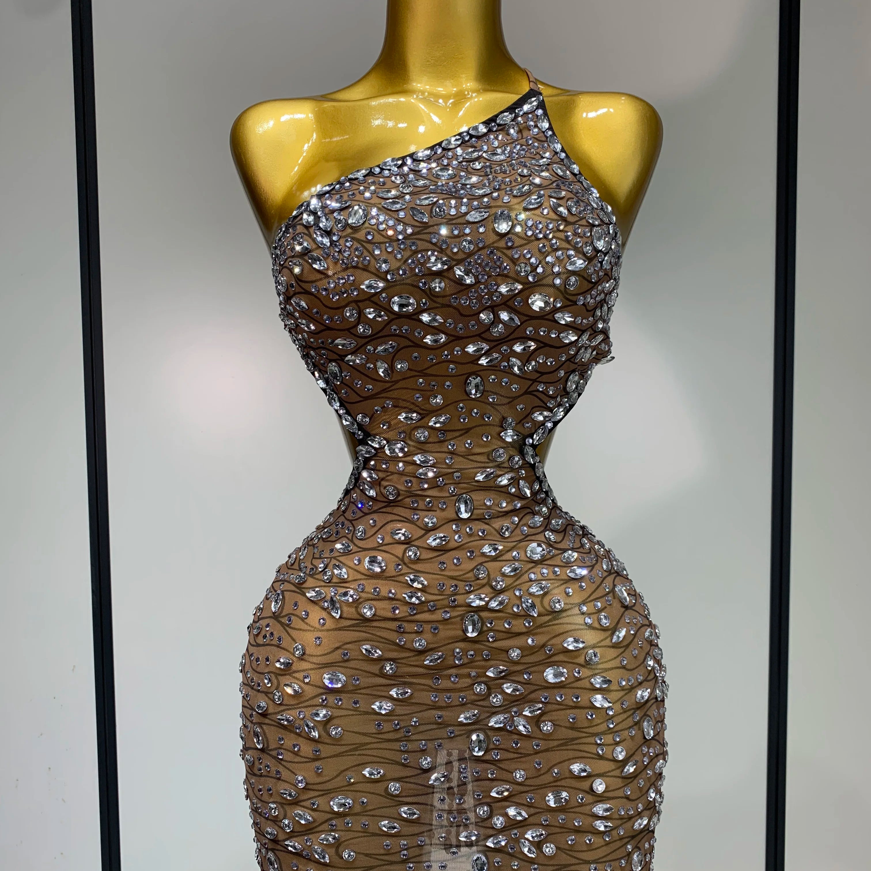 Women 2025 Sexy Backless See Through Sparkly Diamond Evening Prom Gown Luxury Birthday Celebrate Stage Nightclub Hotwife Outfit Light Brown