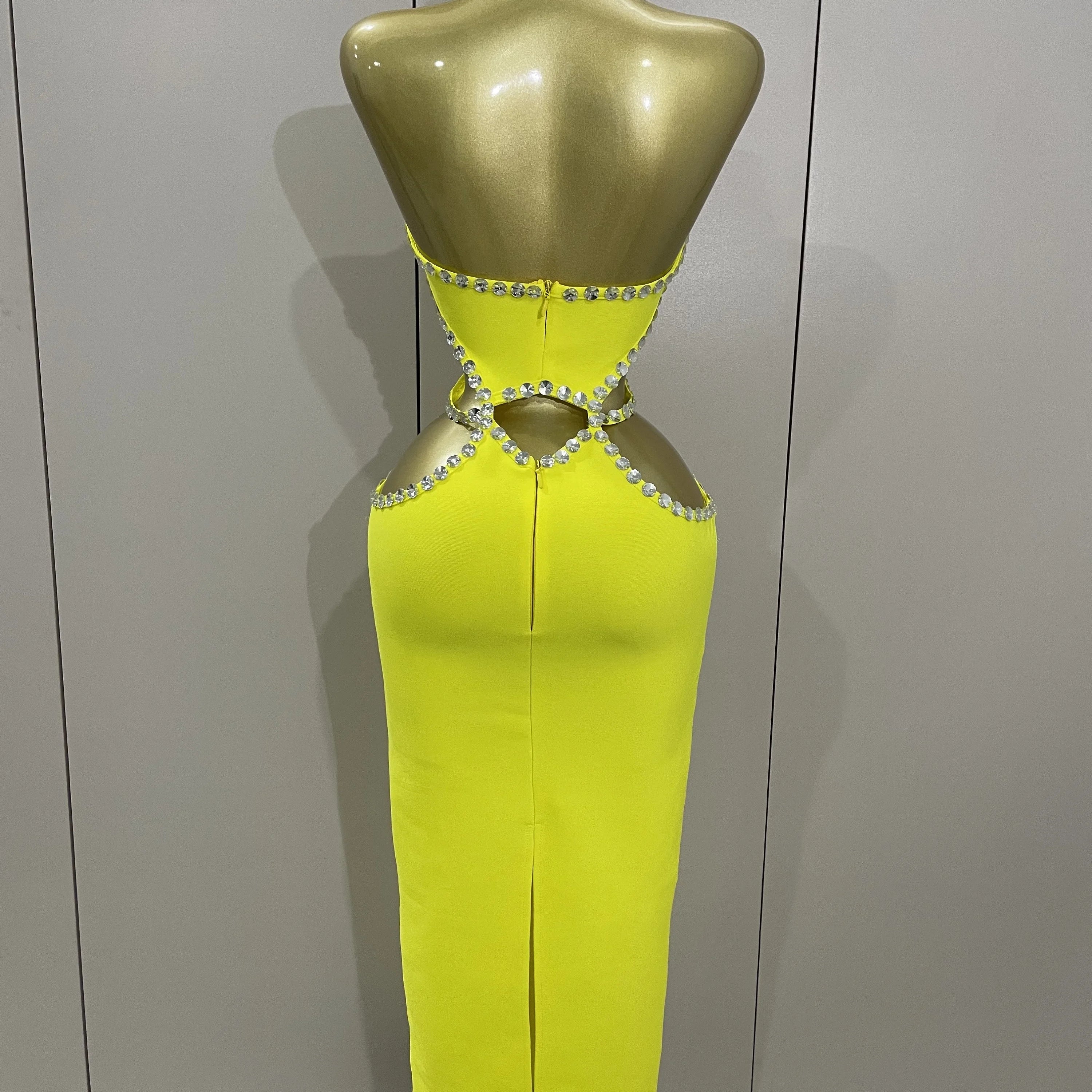 Luxury Sexy Backless Halter Beading Maxi Long Lemon Yellow Bandage Dress 2025 Women Elegant Evening Club Birthday Party Dress