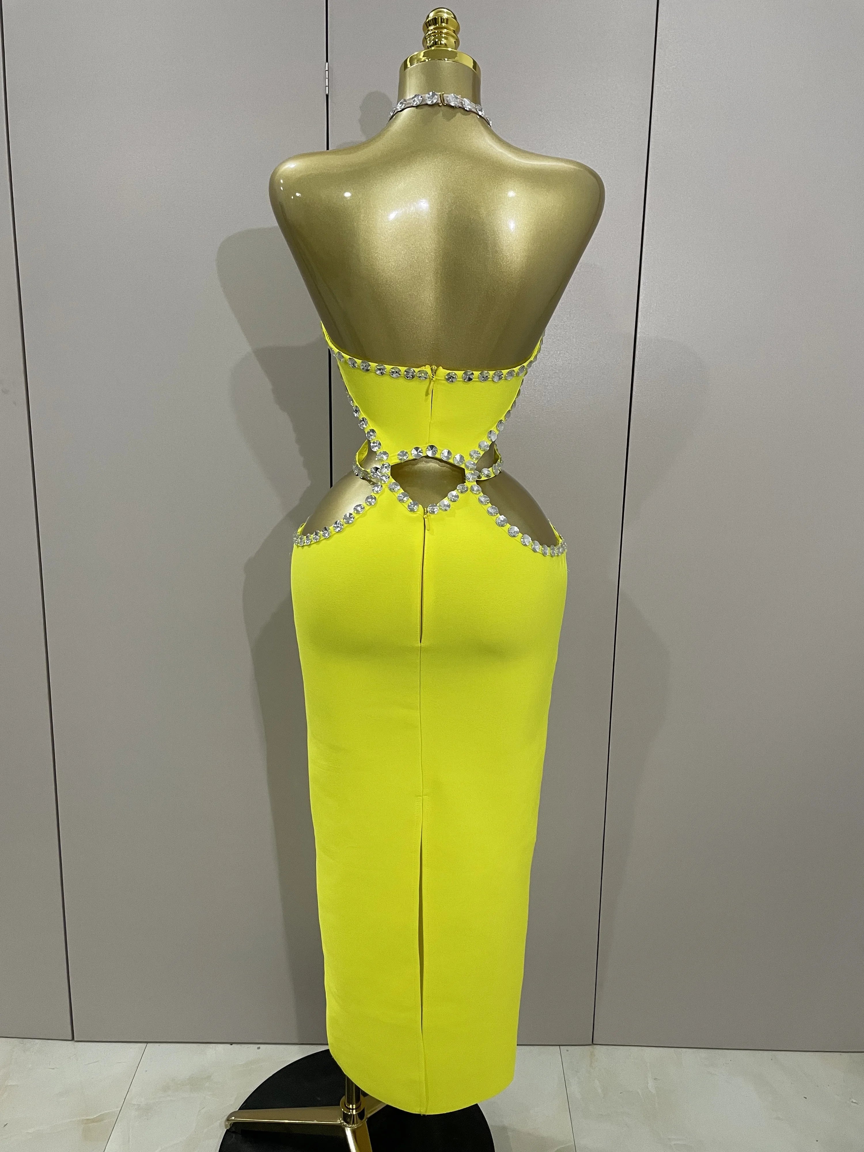 Luxury Sexy Backless Halter Beading Maxi Long Lemon Yellow Bandage Dress 2025 Women Elegant Evening Club Birthday Party Dress