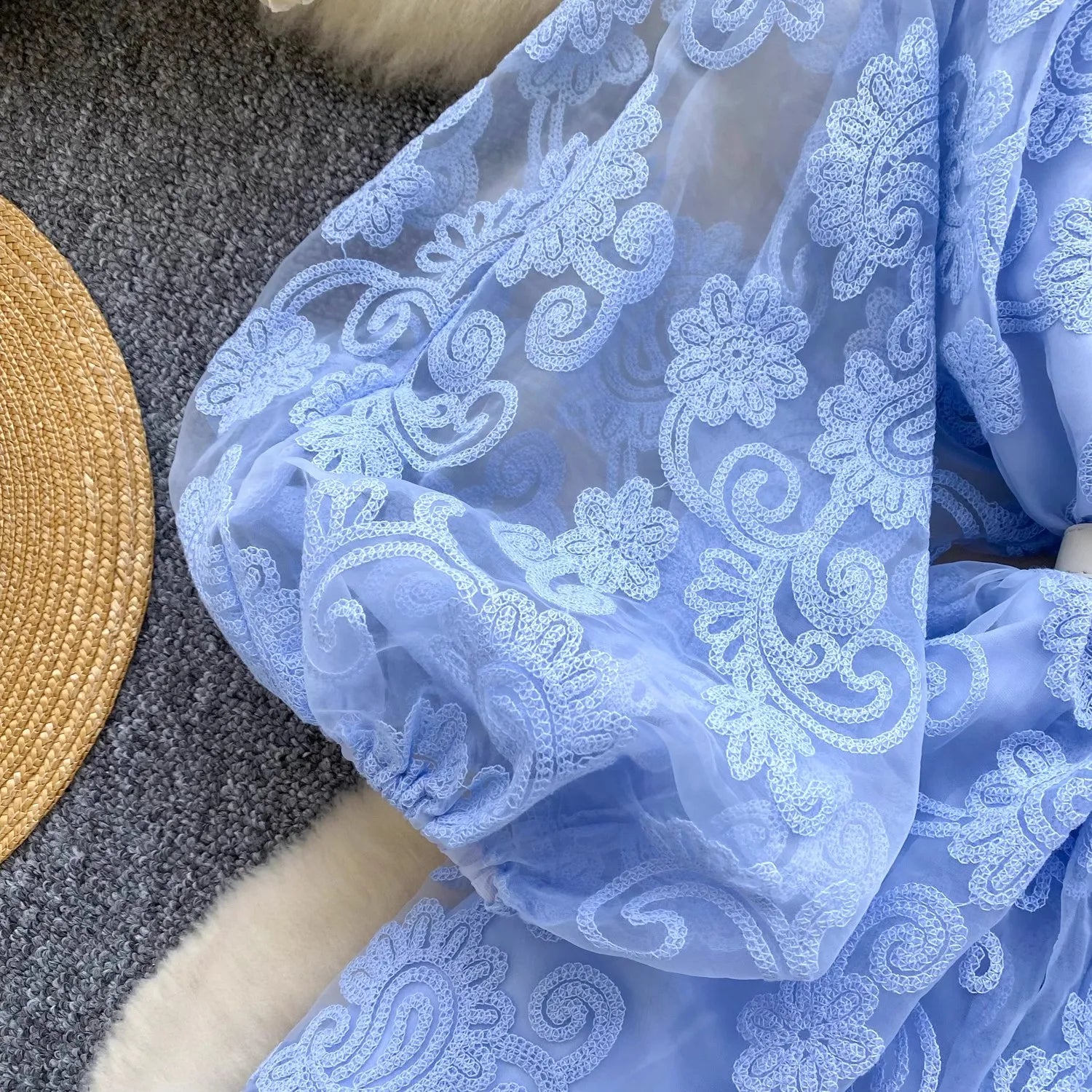 French Sweet V Neck Lantern Sleeve Mini Dress Summer Women Embroidery Flower Mesh Patchwork Belt Casual Beach A-Line Party Robes