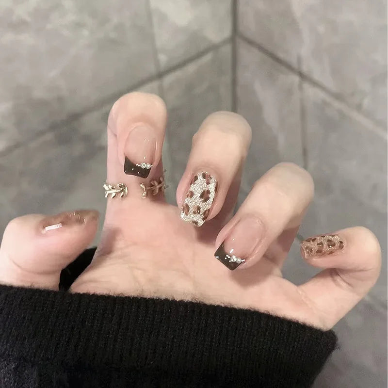 24Pcs Nude Pink French Fake Nail Ballet Full Cover Nail Tips with Rhinestone Leopard Print Design Wearable Press on False Nails 096