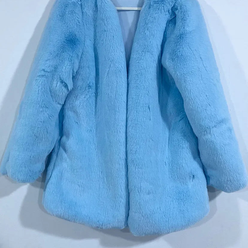 Super Hot Women's winter coats Elegant Blue Faux Fur Coats Female clothing Long Sleeve Thick Warm Outerwears Lady Oversize