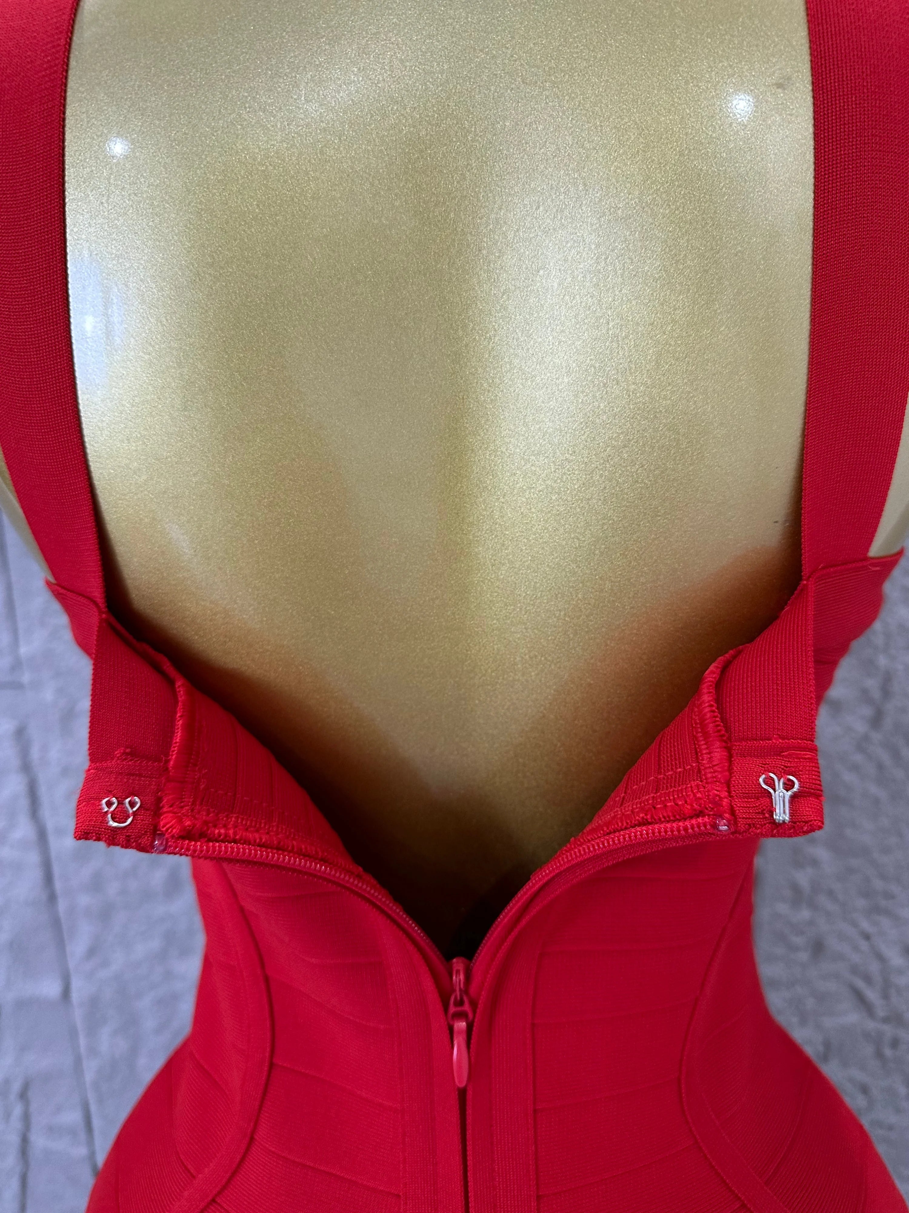 Elegant Red Halter Neck Mini Dress Women Sexy Criss Cross Strap Bandage Form-Fitting Outfit Cocktail Party Costume