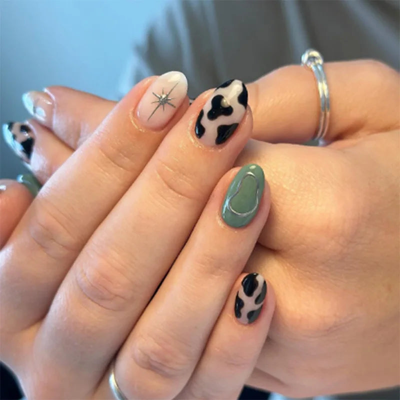 24Pcs Short Almond Press on False Nails French Black Stripe Polka Dot Fake Nails with Star Pearl Reusable Full Cover Nails Tips W2017