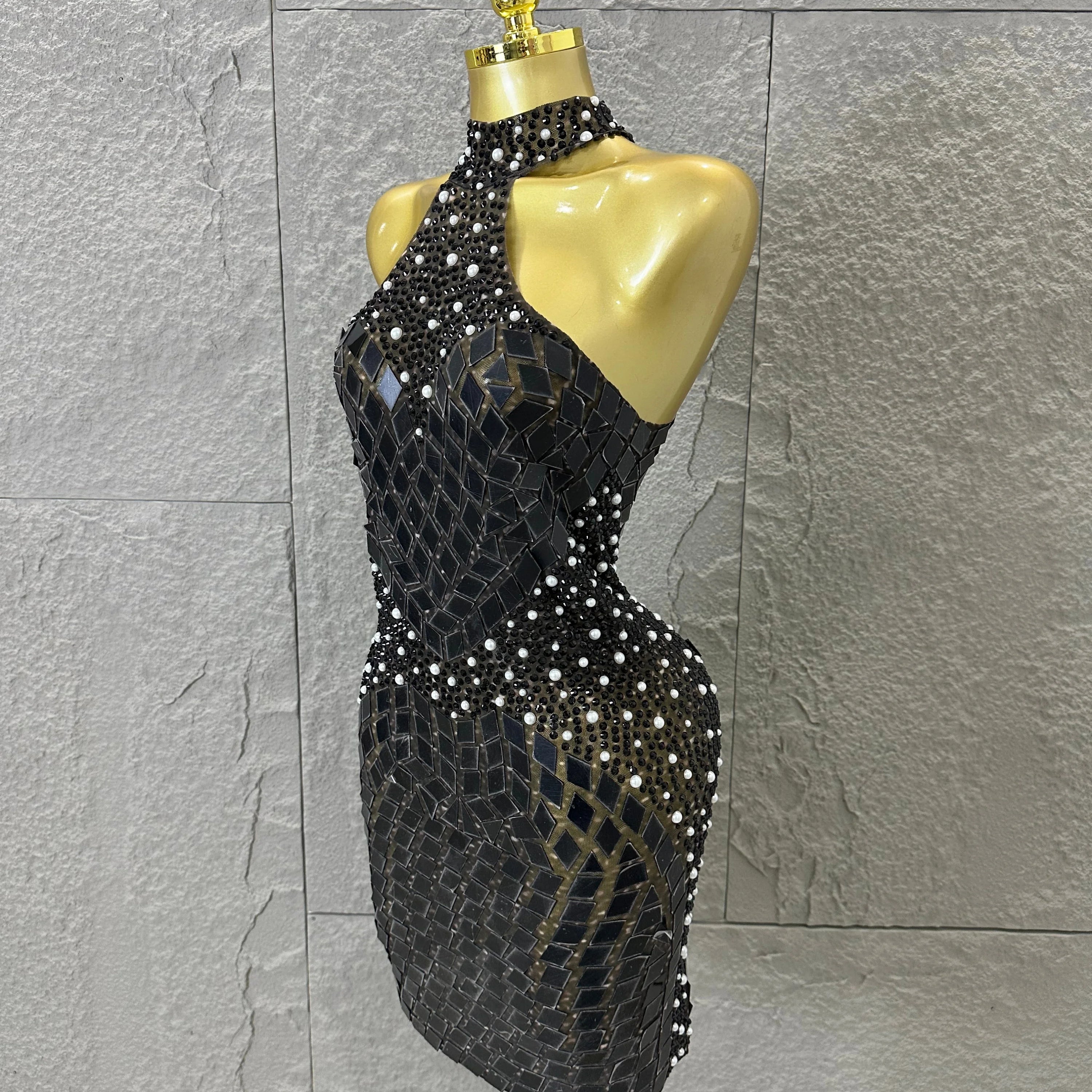 Luxury Black Gold Red Halter Neck Bandage Mini Dress Diamond Mirror Pearl Embellished Bodycon Formal Evening Gown