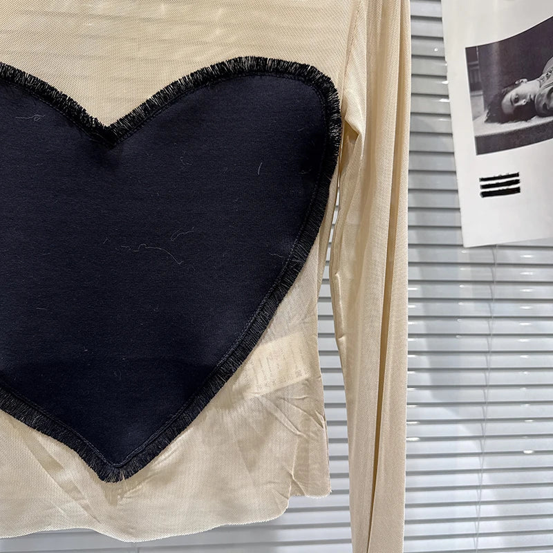 Winter New Fashion Heart Pattern Contrast Color Long Sleeve Mesh T-Shirt For Women Versatile Slim Fit Tops 11A07586