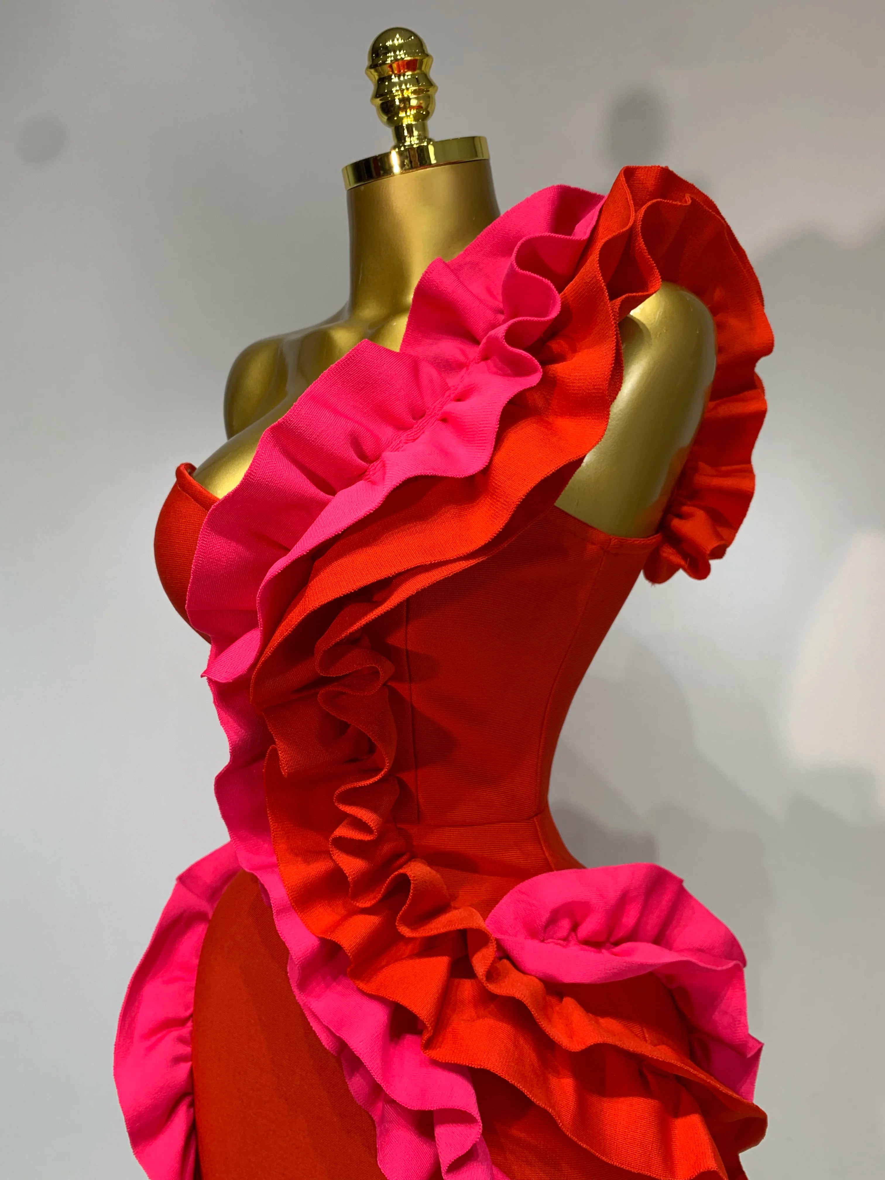 Women Sexy One Shoulder Red Ruffles Bodycon Bandage Dress 2025 Celebrity Elegant Evening Birthday Party Club Luxury Dresses