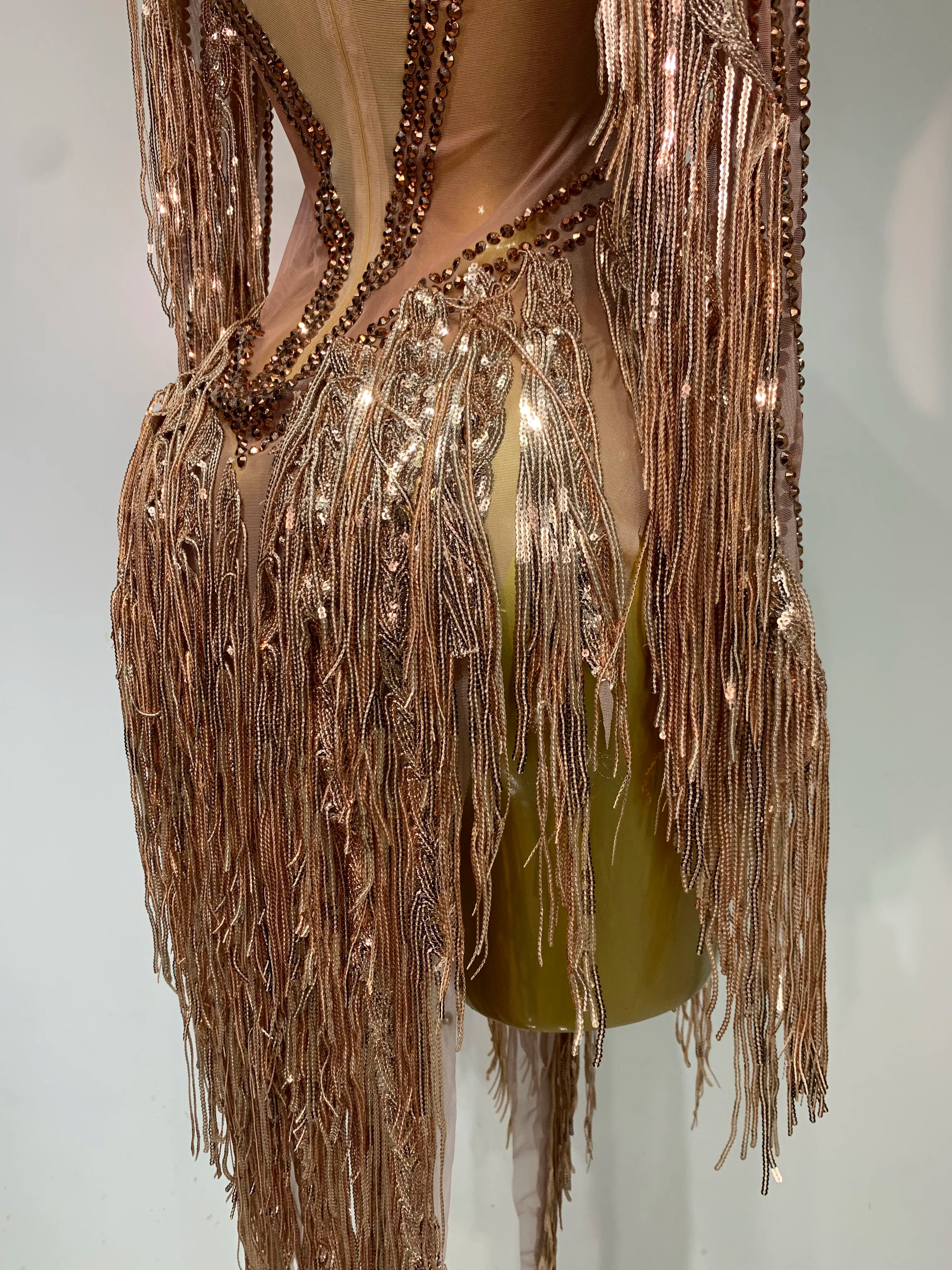 Women Sexy Long Sleeve Tassel Diamond Dress Luxury Birthday Evening Party Costume Nightclub Celebrity Stage Performance Outfit