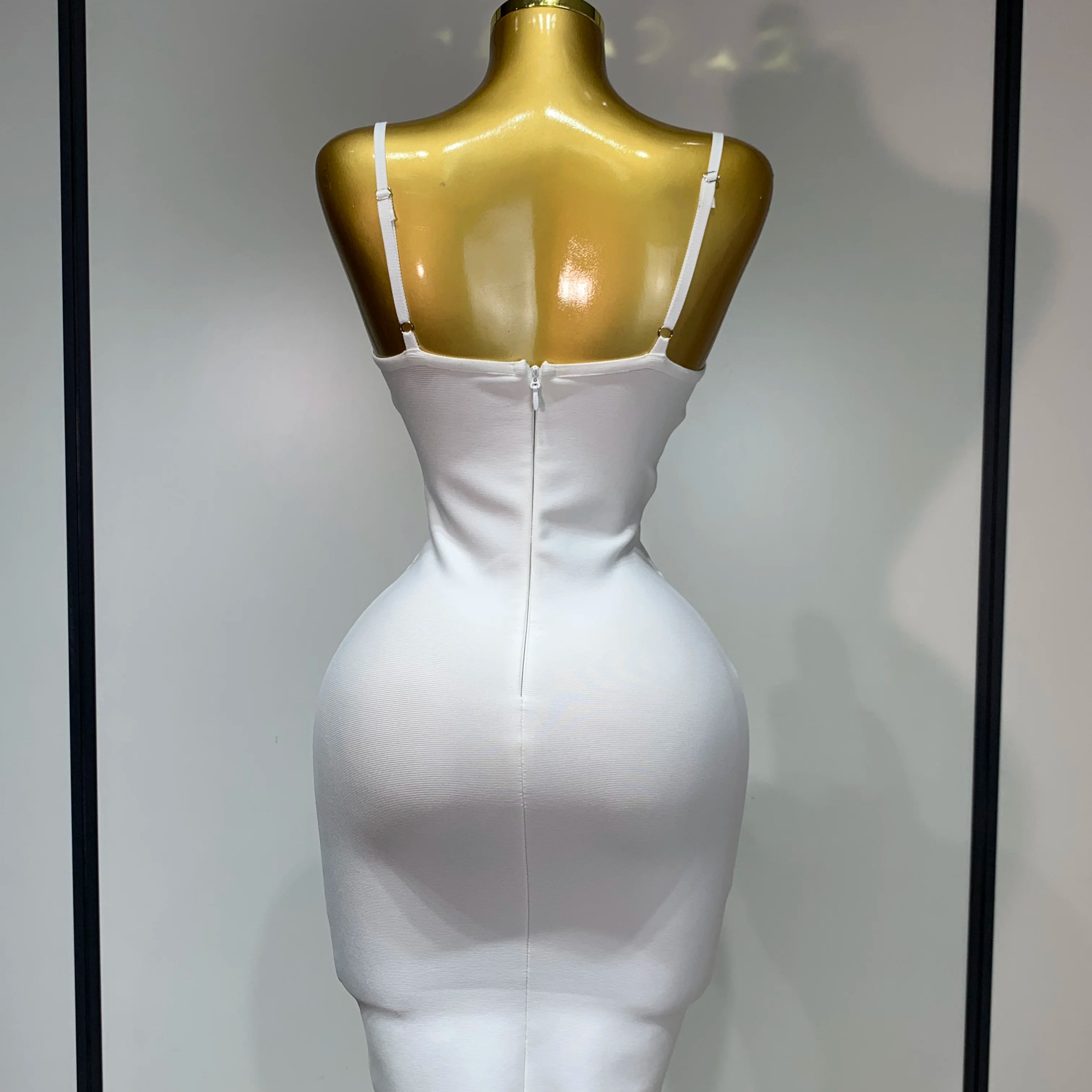 Women Sexy Spaghetti Strap V Neck Crystal Sleeveless Bandage Dress White Elegant Evening Party Cocktail Luxury Birthday Gowns