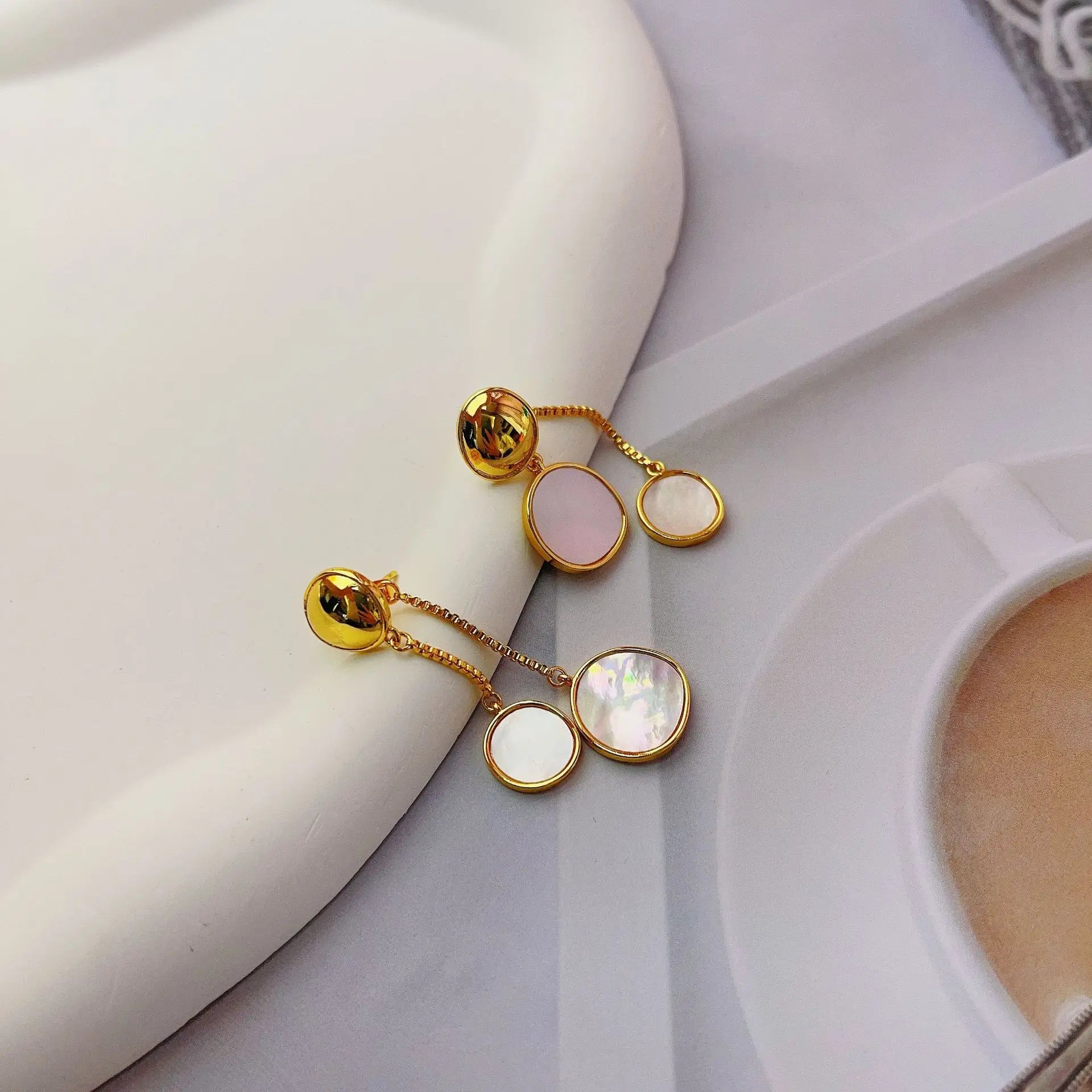 New French Elegant Gold Color Pearl Earrings for Korean Fashion Jewelry Party Women's Sweet Accessories