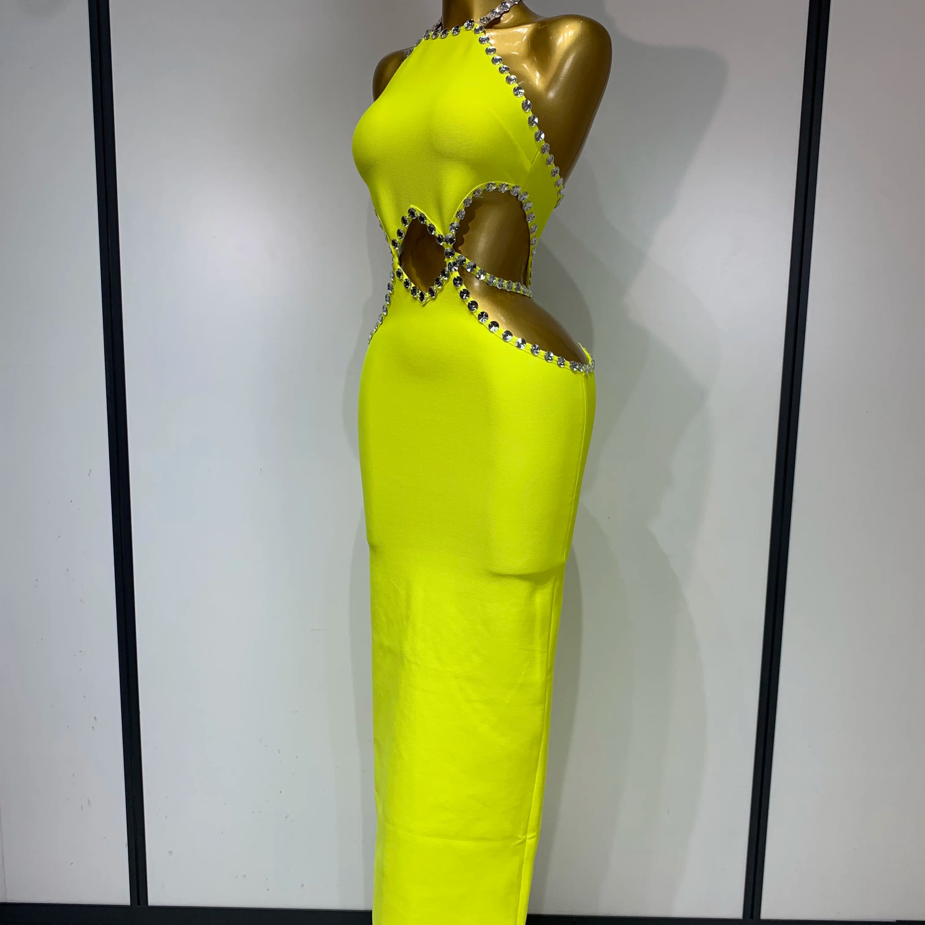 Women Luxury Sexy Backless Halter Beading Maxi Long Lemon Yellow Bandage Dress 2025 Elegant Evening Club Birthday Party Dress