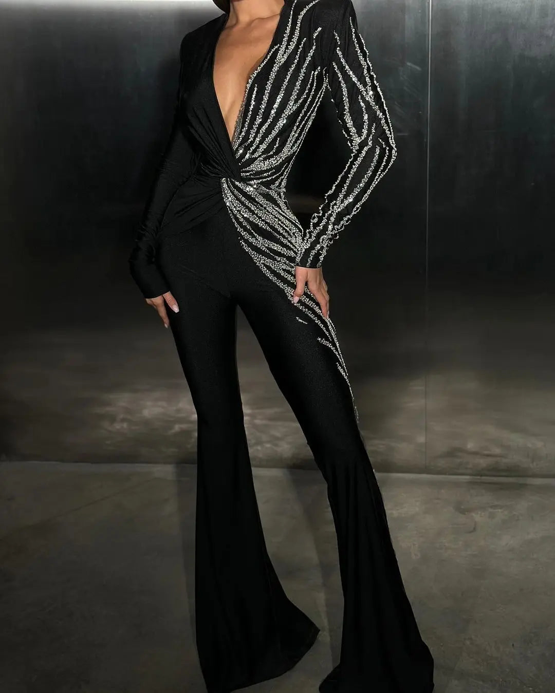 Black Color Women Long Sleeve Shinnig Rhinestones V-Neck Long Jumpsuit Celebrate Fashion Office Lady Evening Party Wear black