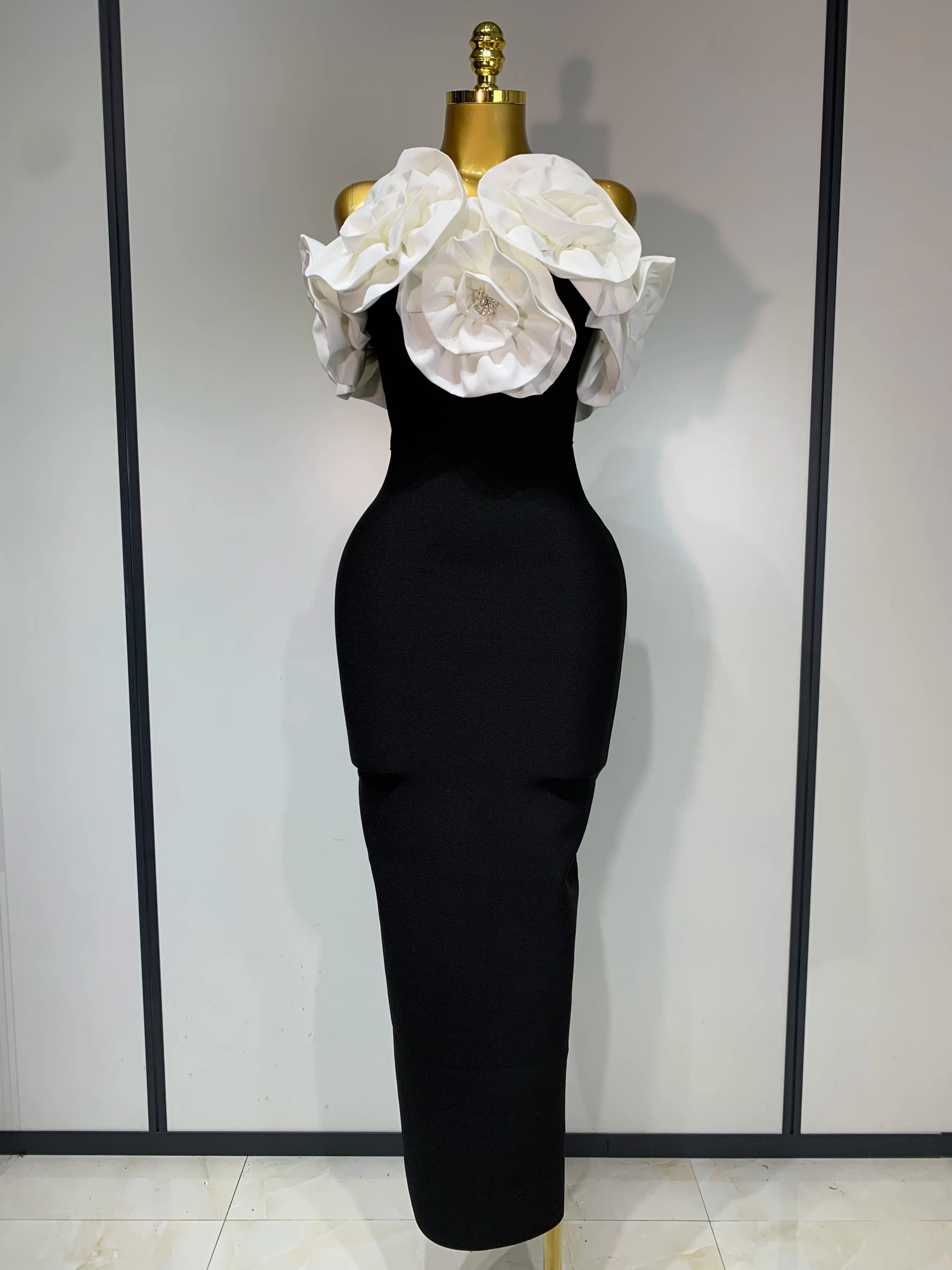 Women Sexy Off Shoulder Flower Diamonds Long Bodycon Bandage Dress 2025 Celebrity Elegant Evening Luxury Birthday Party Dresses WHITE