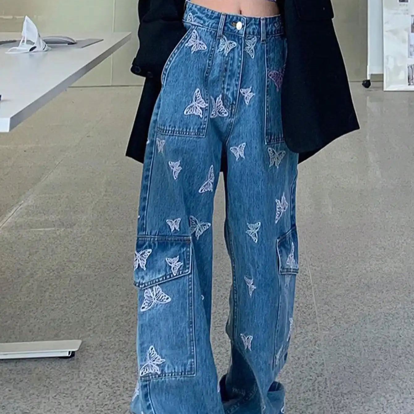 Women Fashion Cargo Jeans 90s Retro Street Pink Butterfly Embroidery Flap Pocket Baggy Straight Leg Overall Denim Trousers