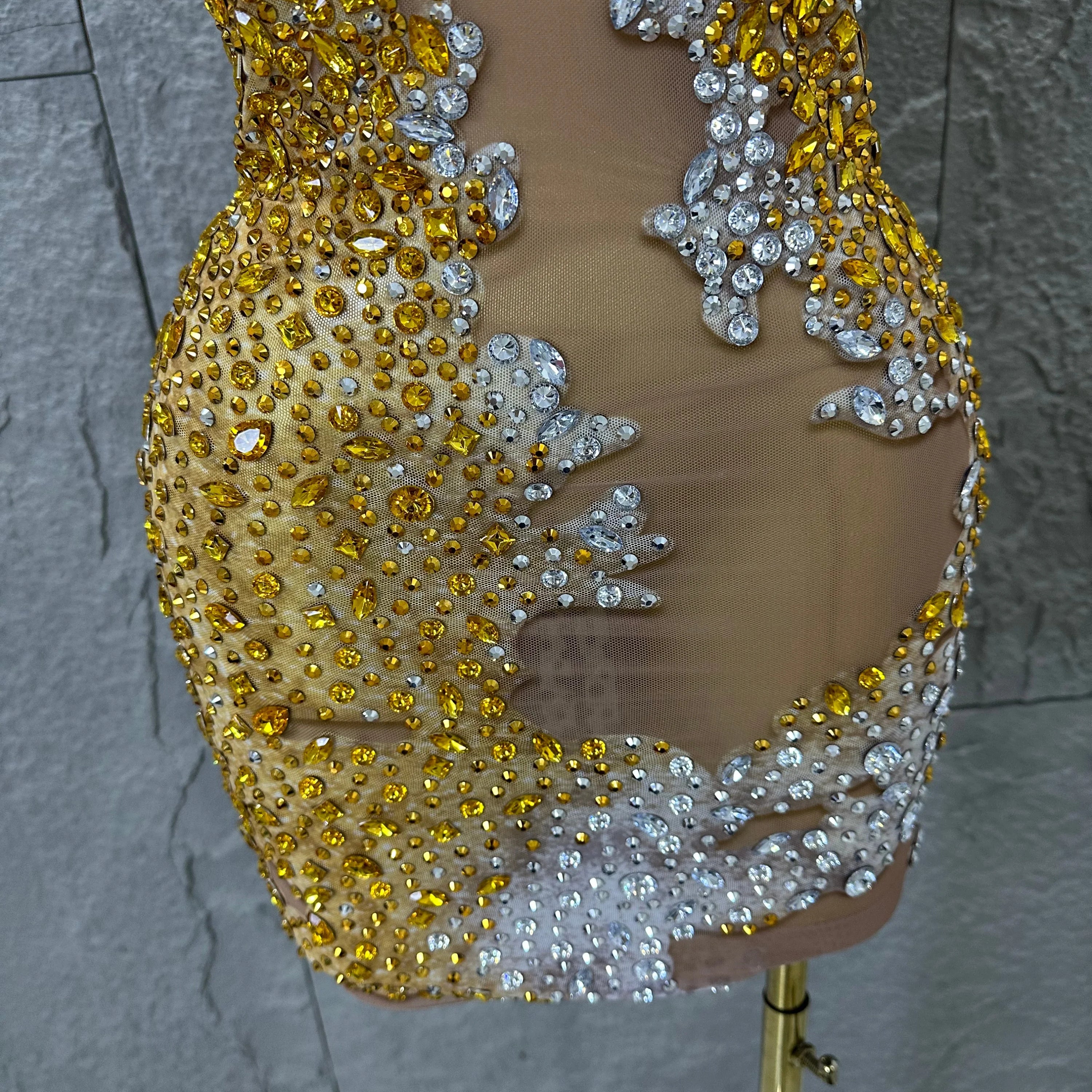 2026 New Sexy Fashion Gold Sparkly Dance Show Stage Costume Women Birthday Party Rhinestones Tassels Transparent Short Dress