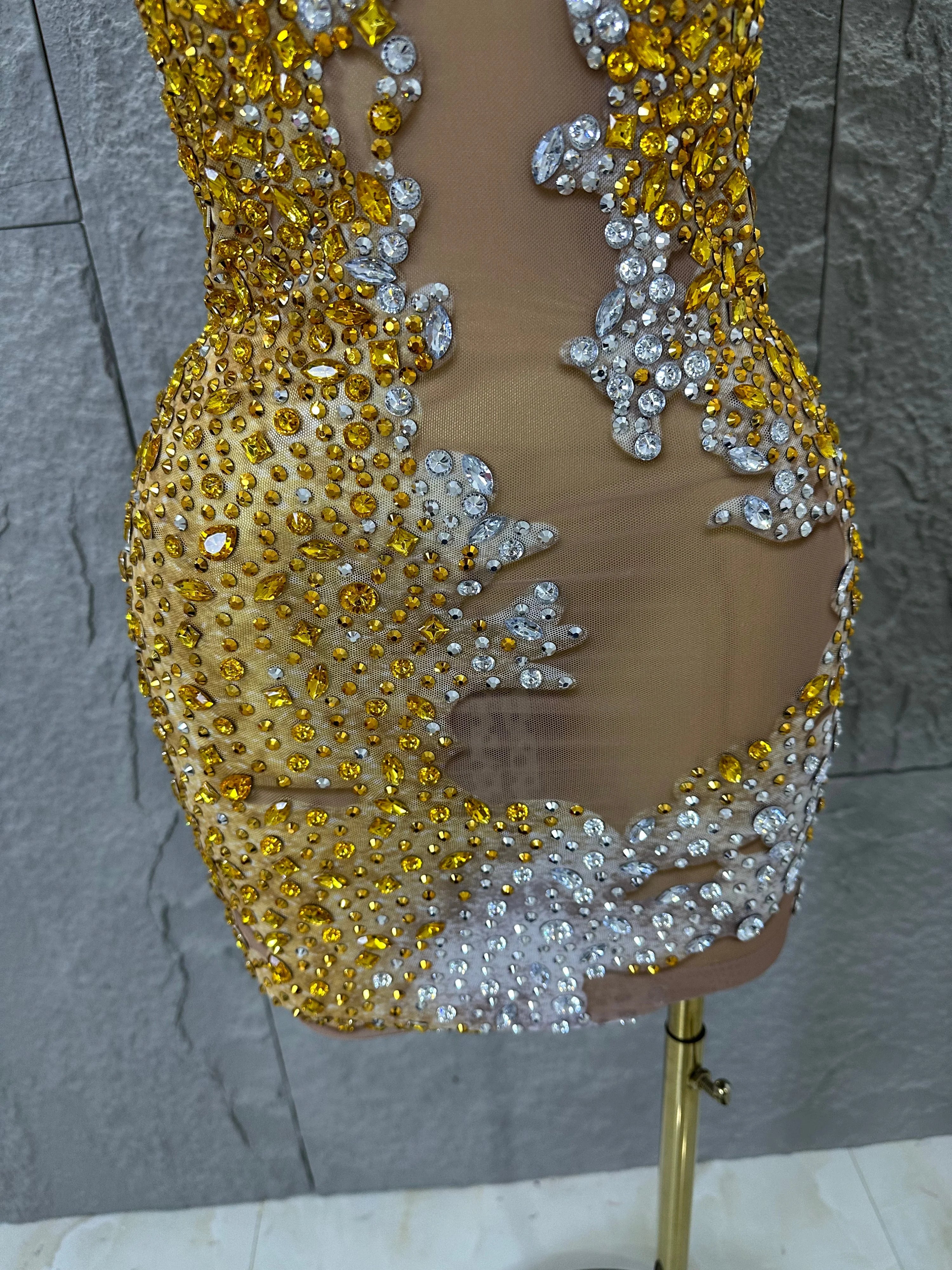 2026 New Sexy Fashion Gold Sparkly Dance Show Stage Costume Women Birthday Party Rhinestones Tassels Transparent Short Dress