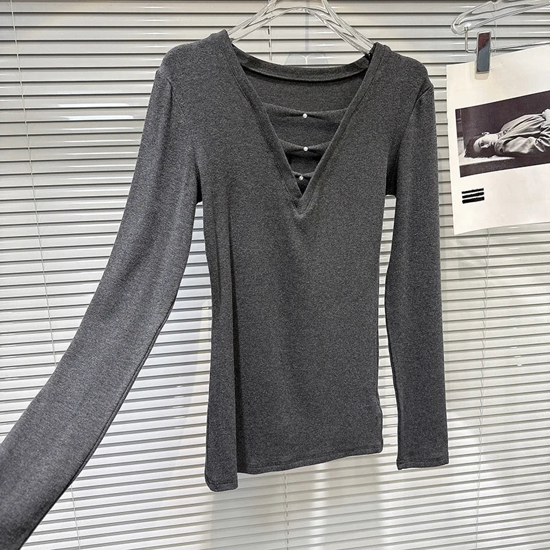 Winter New Fashion V-neck Hollow Design Solid Color Shoulder Pad Long Sleeve T-shirt Women's Solid Color Top 11A07645