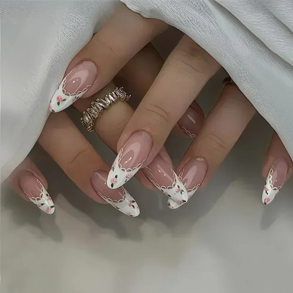 24Pcs Almond False Nails Cute Strawberries with French Design Simple White Wearable Fake Nails Decoration Press on Nail Tips Art 36