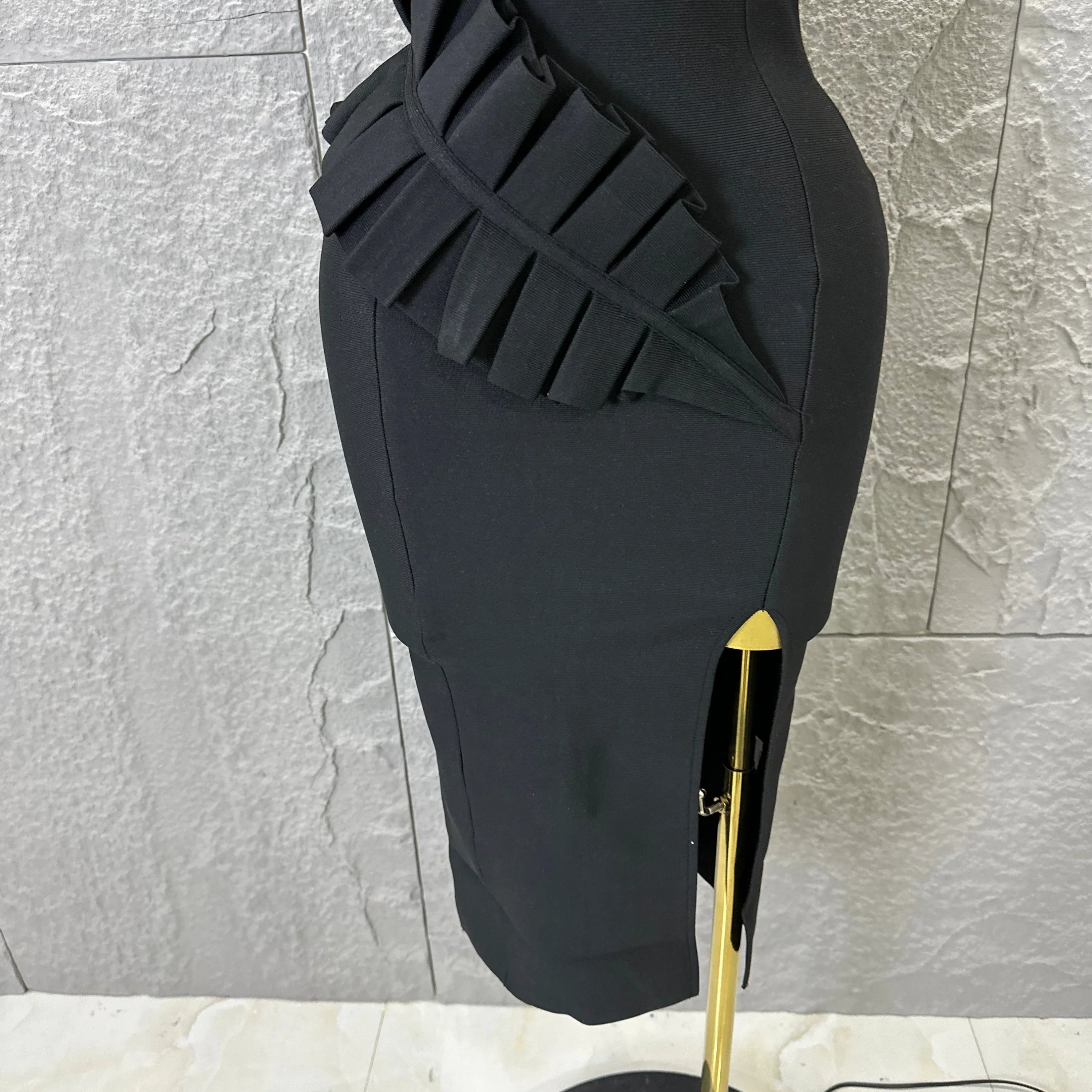Sexy One-Shoulder Bodycon Midi Dress Women Sexy Ruffle Embellished Waist Cutout High Slit Outfit Evening Gala Party Costume