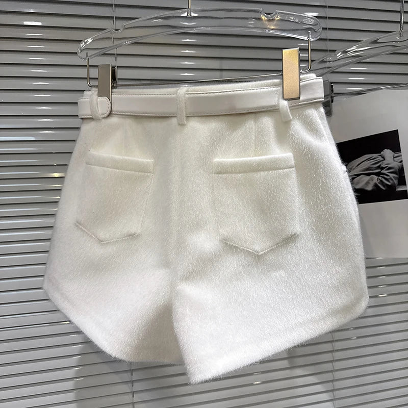 Winter New Fashion Rhinestone Buckle Belt Furry Fabric Shorts For Women Solid Color Versatile Boot Pants 11A07760