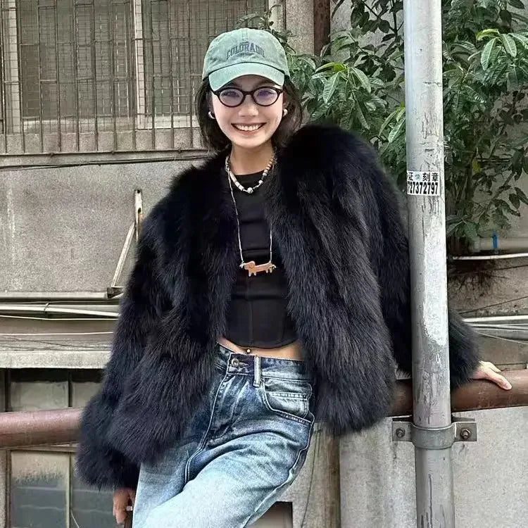 Winter New Fox Fur Environmental Protection Fur Coat for Women Black Short Slim Fit Fashionable Age Reducing Top for Women