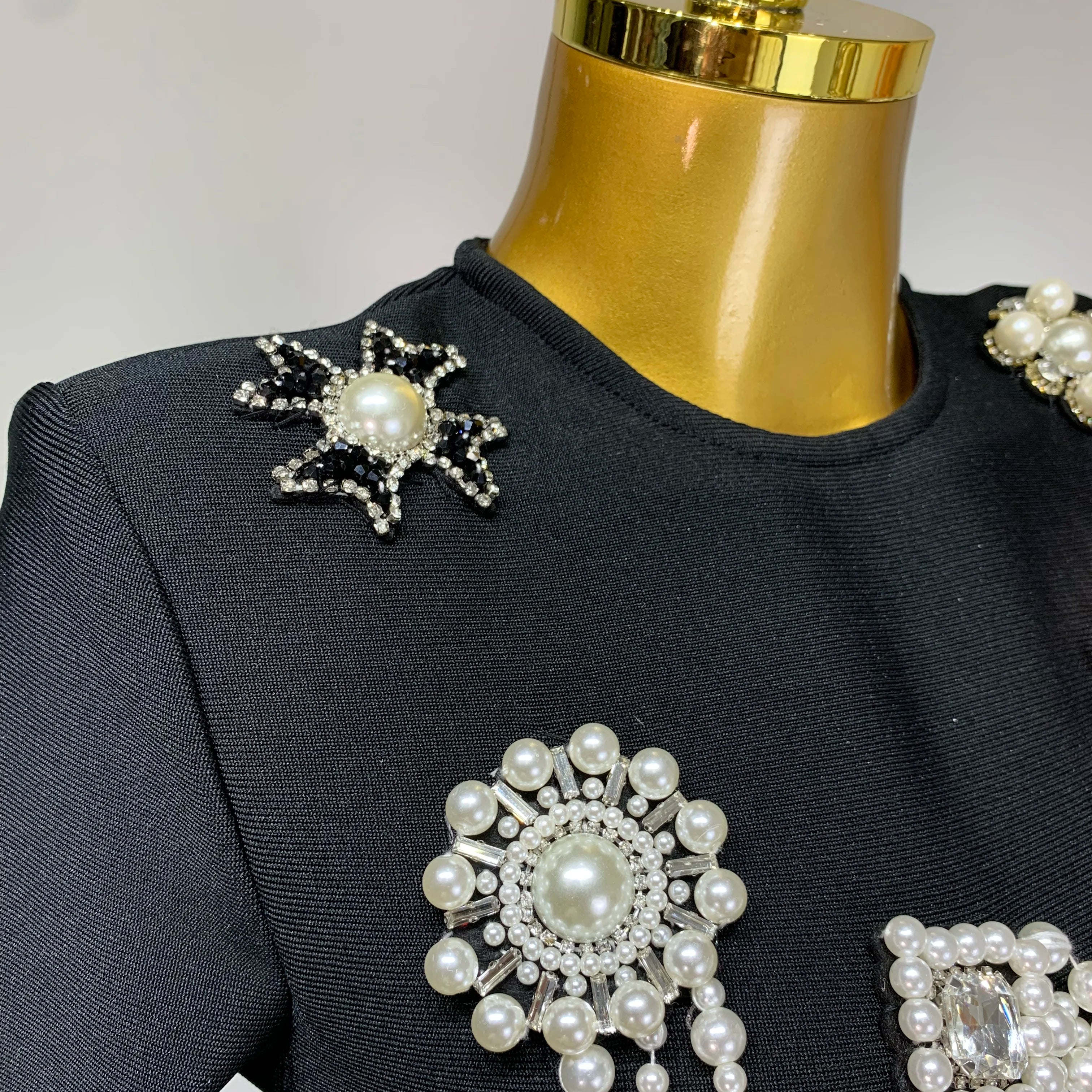 Luxury Birthday Dress Women Beading Diamond Black Bodycone Bandage Wrapped Hip Dress Elegant Long Sleeves Evening Party Gown