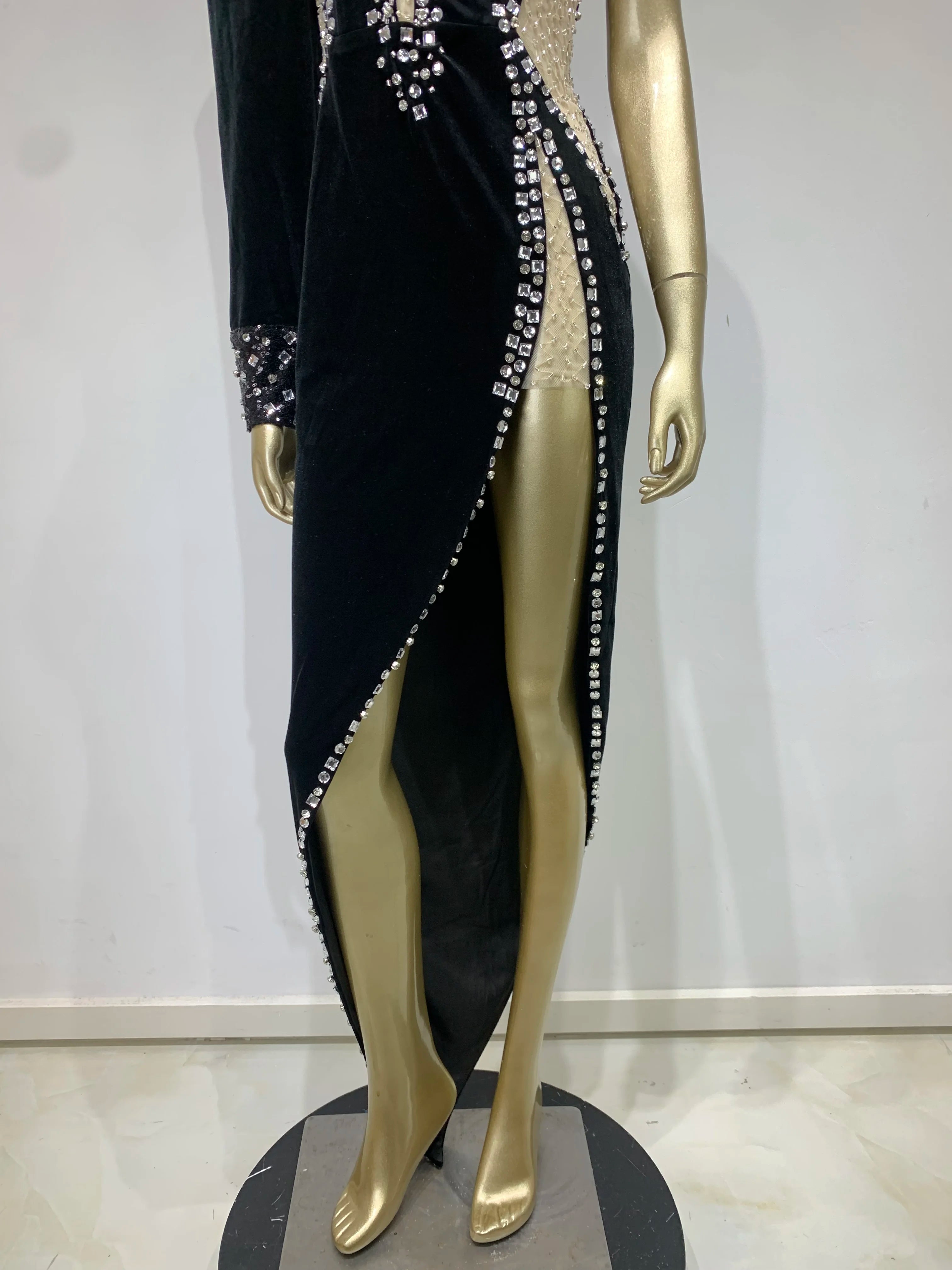 Women Winter Sexy One Shoulder Long Sleeve Beading Diamonds Maxi Long Gowns Dress Elegant Celebrity Evening Party Club Dress