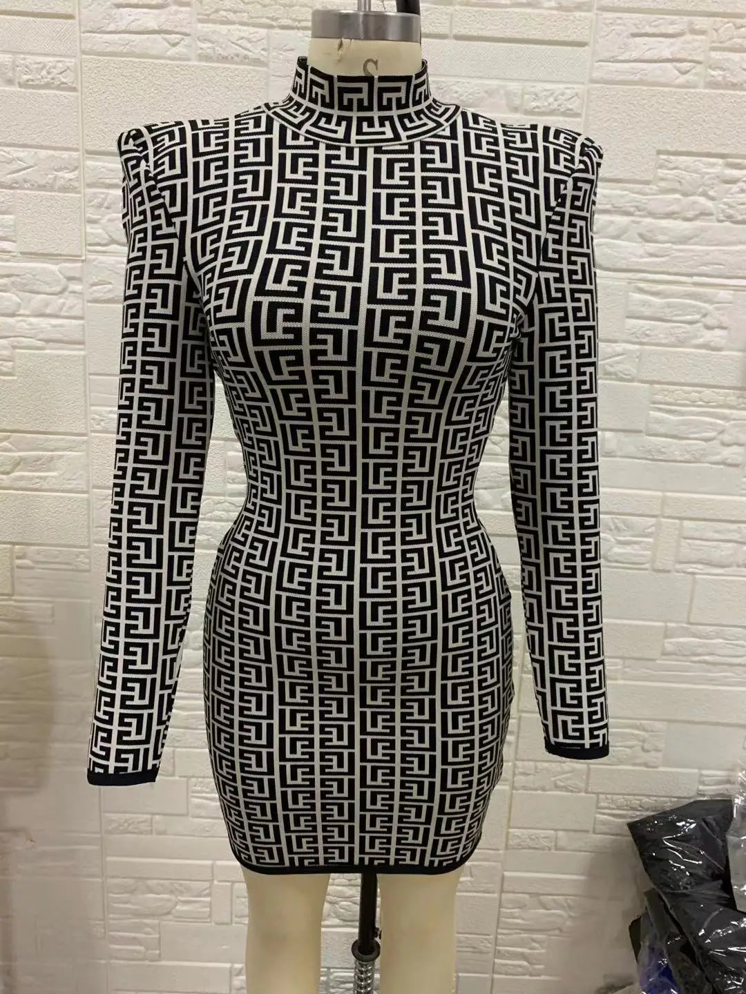 Black Full Sleeve Jacquard Mini Bandage Dress 2021 Celebrity Designer Fashion Evening Party Dress
