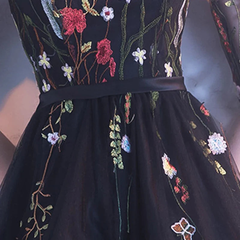 SEXY BLACK COCKTAIL DRESSES SHORT ELEGANT WOMEN PARTY FLOWER ROBES DE BAL BACKLESS HALF SLEEVE PROM DRESS